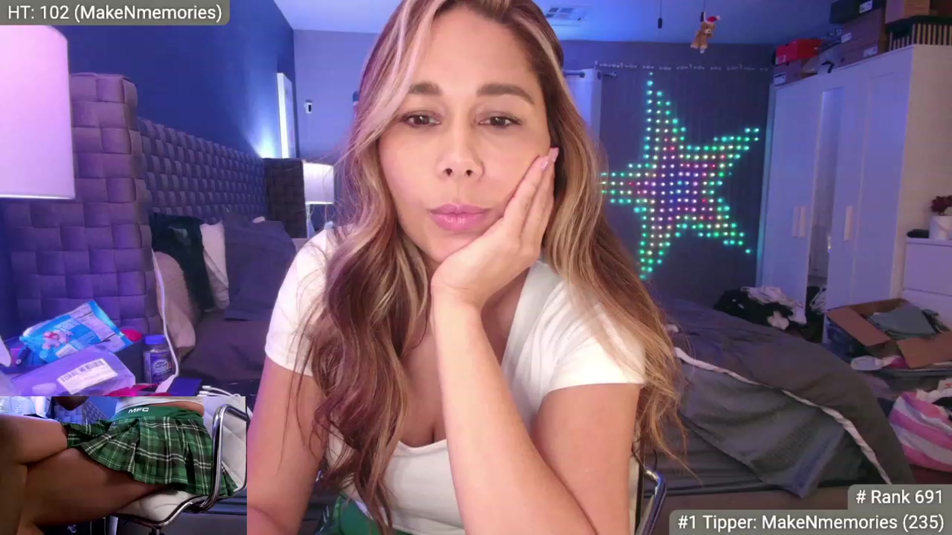 Gallery image thumbnail from Cinnabuns's myfreecams stream on, 08/05/2023, 09:16 image 12 of 20