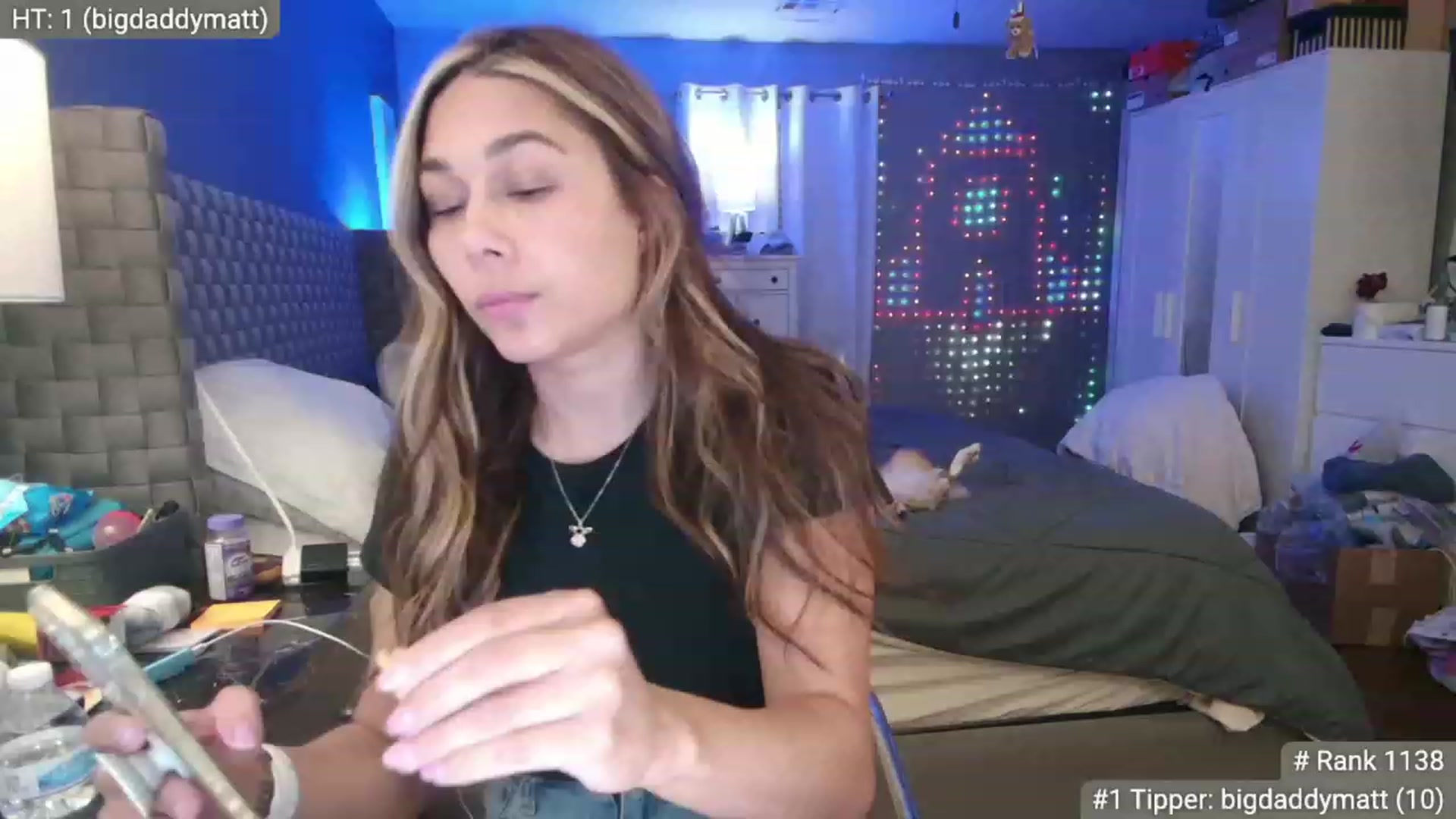 Gallery image thumbnail from Cinnabuns's myfreecams stream on, 08/08/2023, 04:44 image 6 of 20