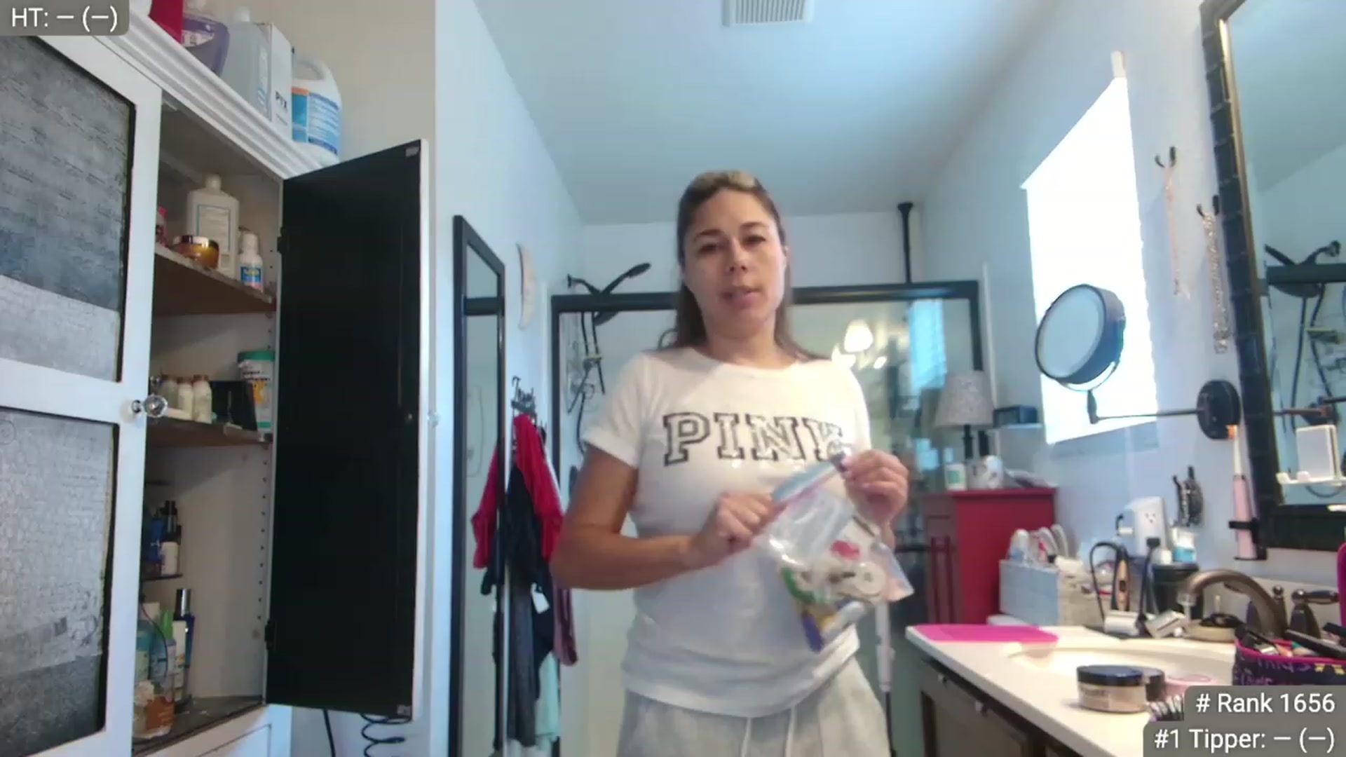 Gallery image thumbnail from Cinnabuns's myfreecams stream on, 08/20/2023, 23:18 image 2 of 20