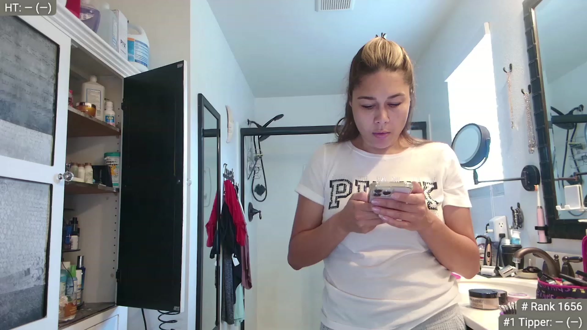 Gallery image thumbnail from Cinnabuns's myfreecams stream on, 08/20/2023, 23:18 image 1 of 20