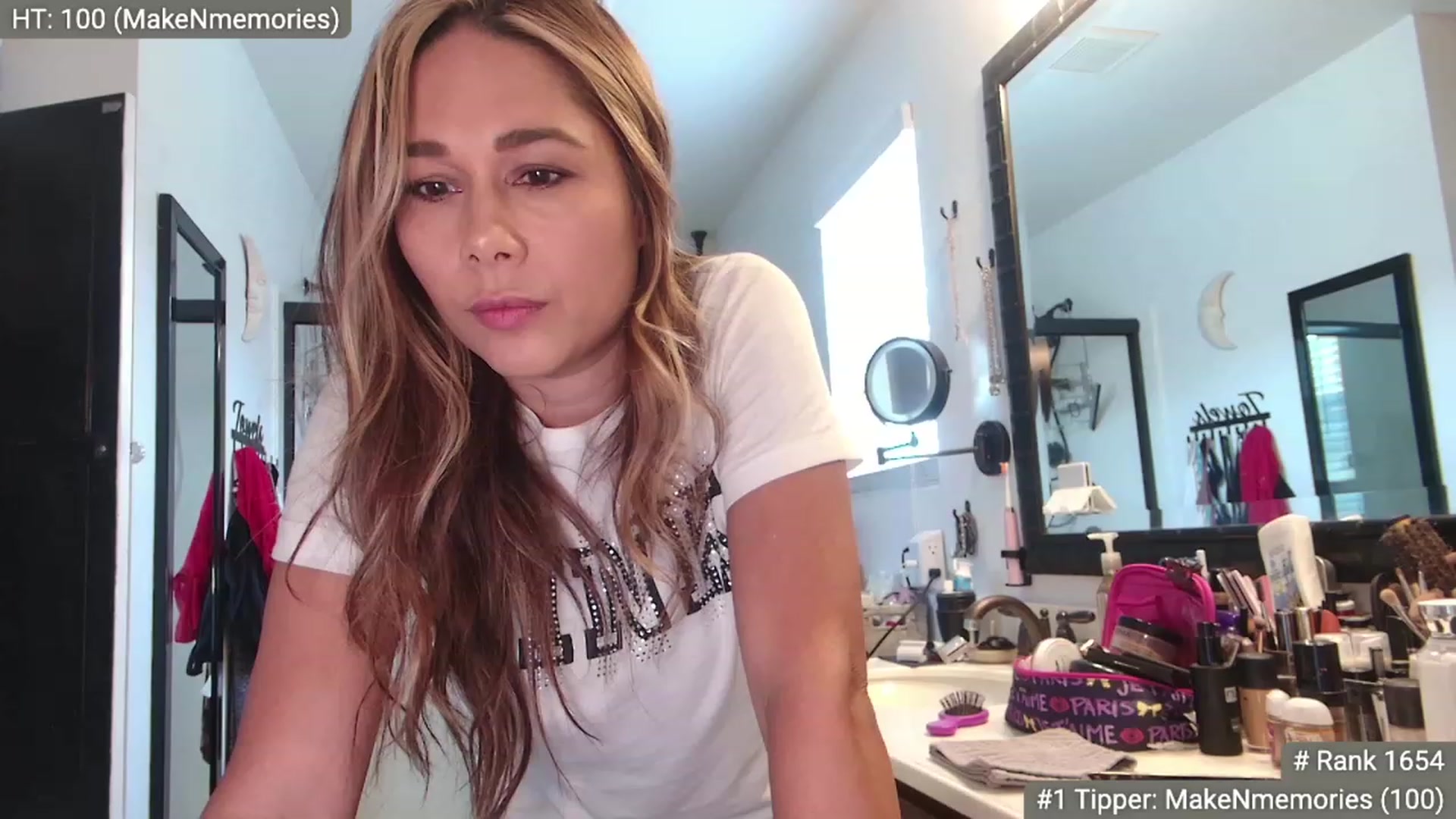 Gallery image thumbnail from Cinnabuns's myfreecams stream on, 08/20/2023, 23:18 image 17 of 20