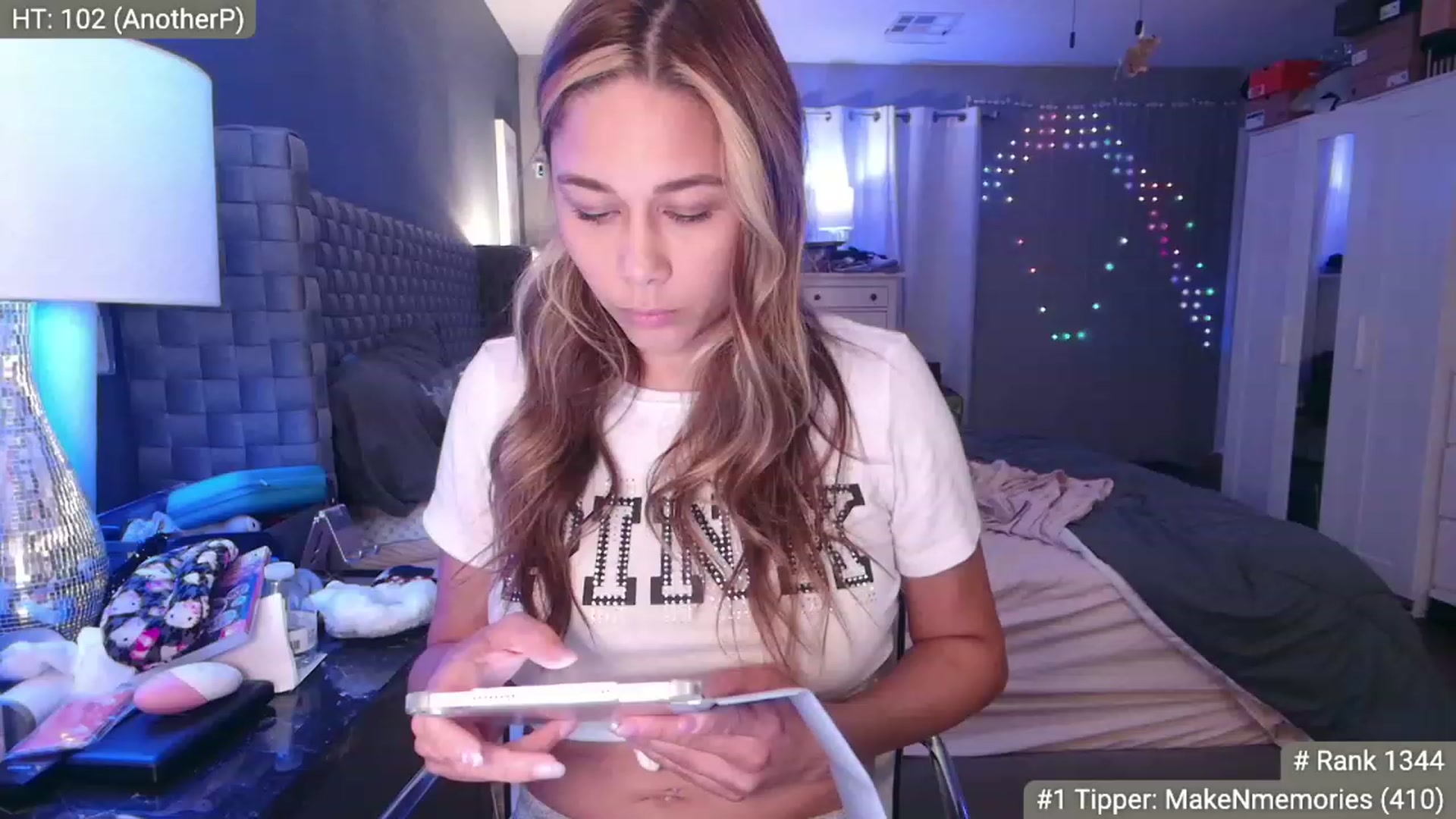 Gallery image thumbnail from Cinnabuns's myfreecams stream on, 08/21/2023, 04:33 image 12 of 20
