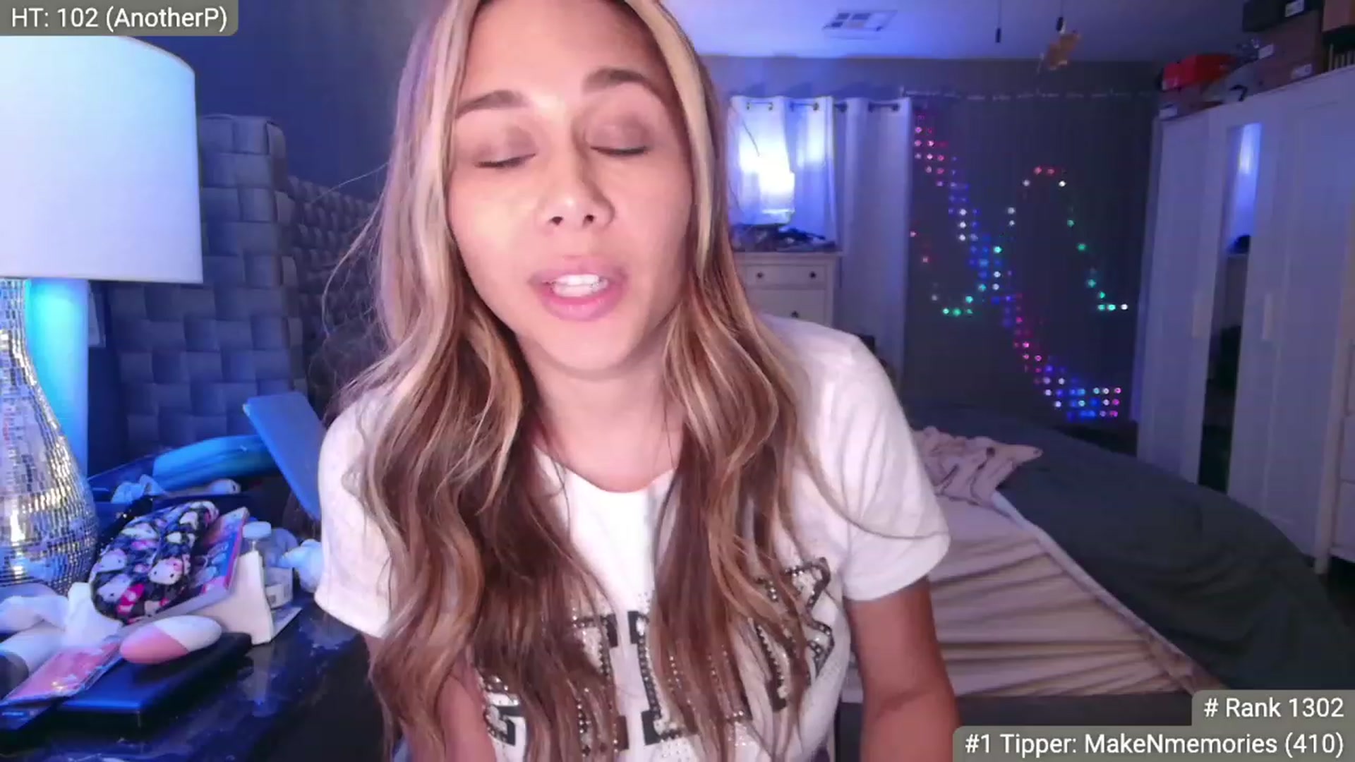 Gallery image thumbnail from Cinnabuns's myfreecams stream on, 08/21/2023, 04:33 image 16 of 20