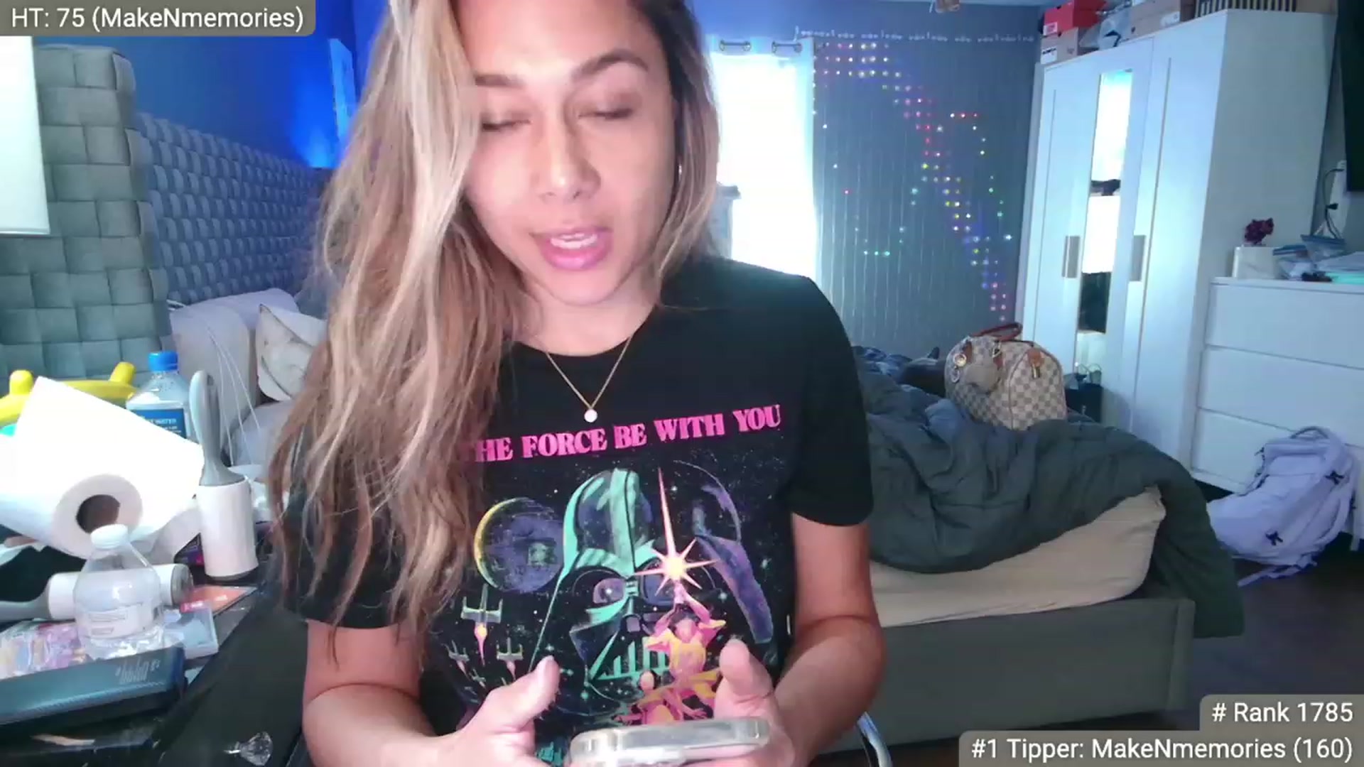Gallery image thumbnail from Cinnabuns's myfreecams stream on, 08/29/2023, 17:00 image 15 of 20