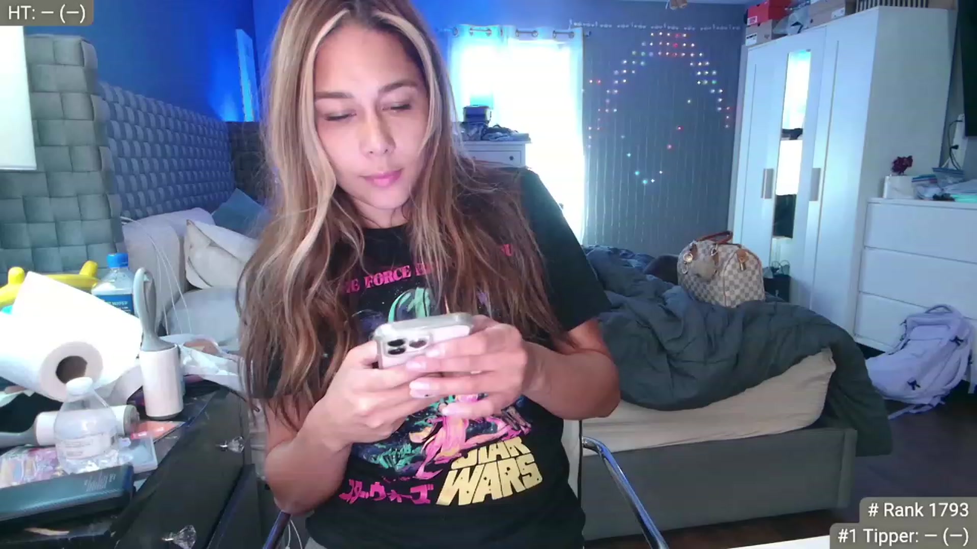 Gallery image thumbnail from Cinnabuns's myfreecams stream on, 08/29/2023, 17:00 image 2 of 20