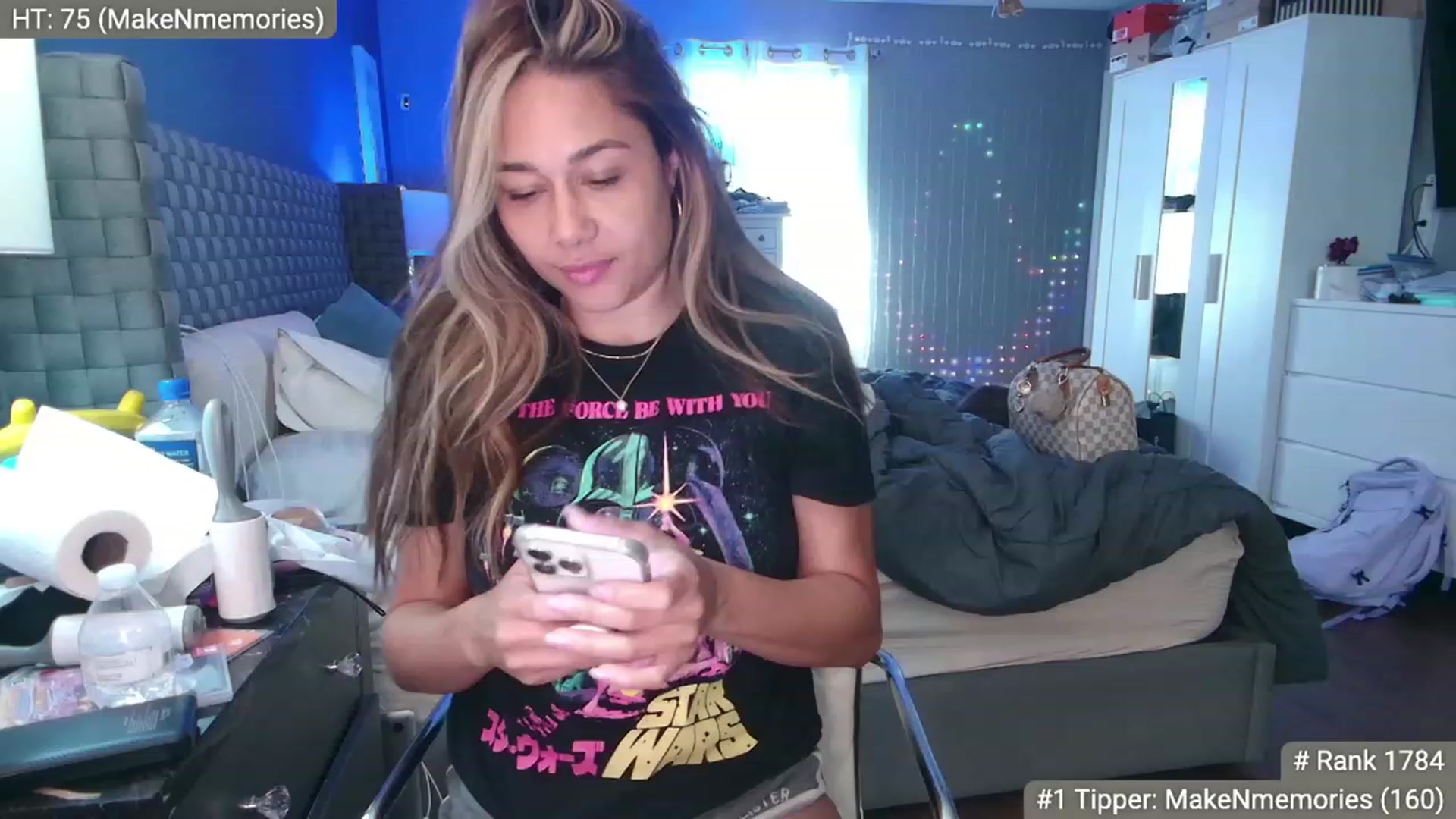 Gallery image thumbnail from Cinnabuns's myfreecams stream on, 08/29/2023, 17:00 image 13 of 20