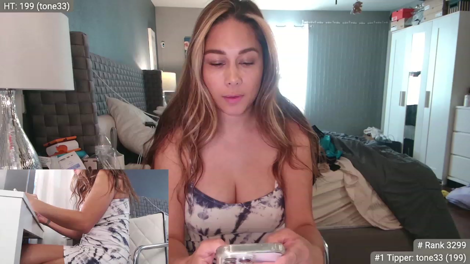 Gallery image thumbnail from Cinnabuns's myfreecams stream on, 09/06/2023, 19:56 image 1 of 20