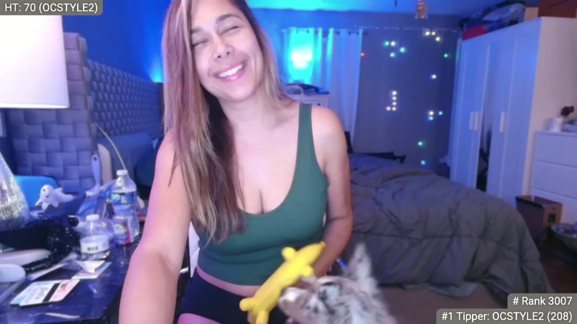 Gallery image thumbnail from Cinnabuns's myfreecams stream on, 09/23/2023, 07:25 image 7 of 20