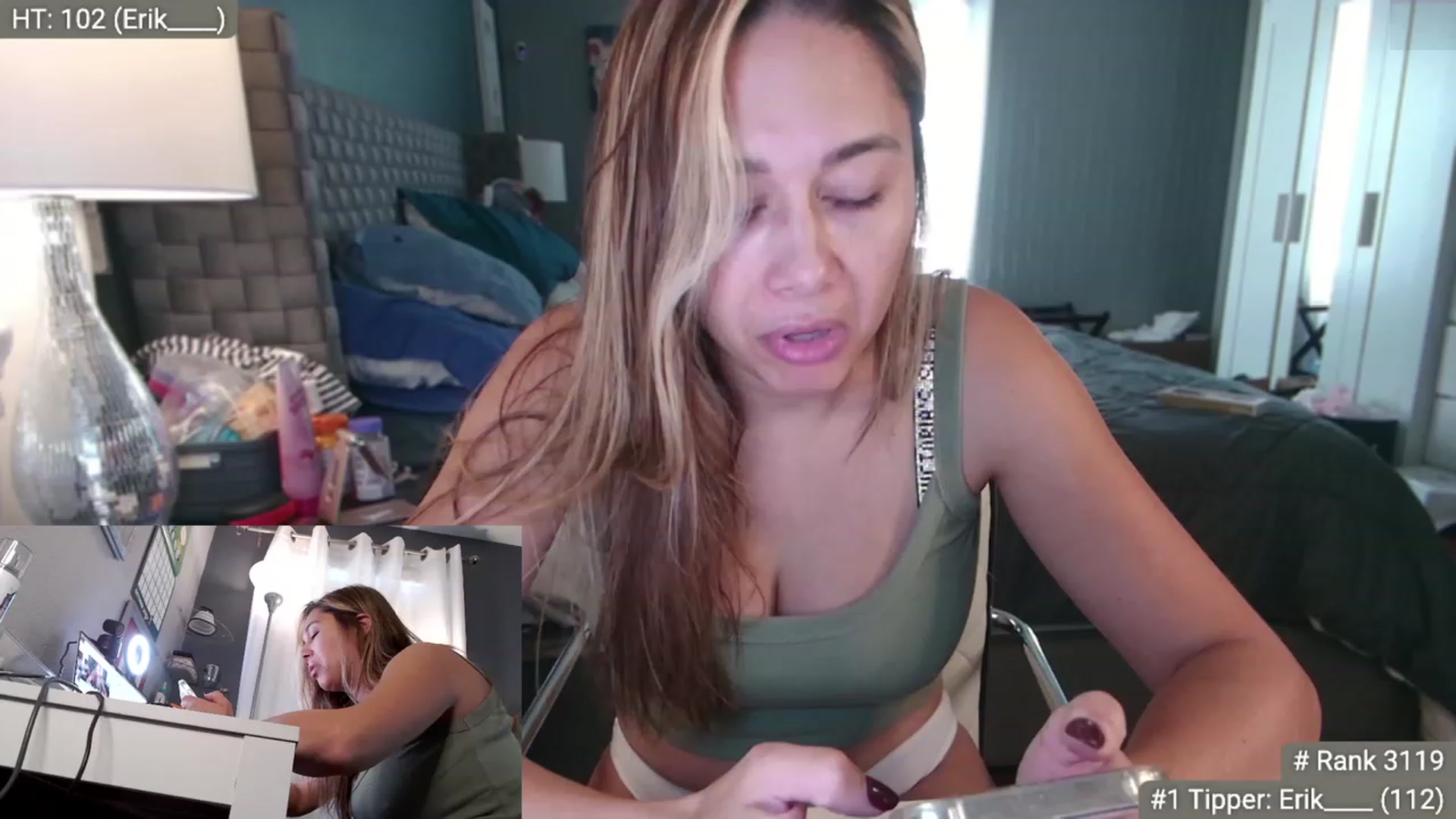 Gallery image thumbnail from Cinnabuns's myfreecams stream on, 10/03/2023, 20:23 image 5 of 20