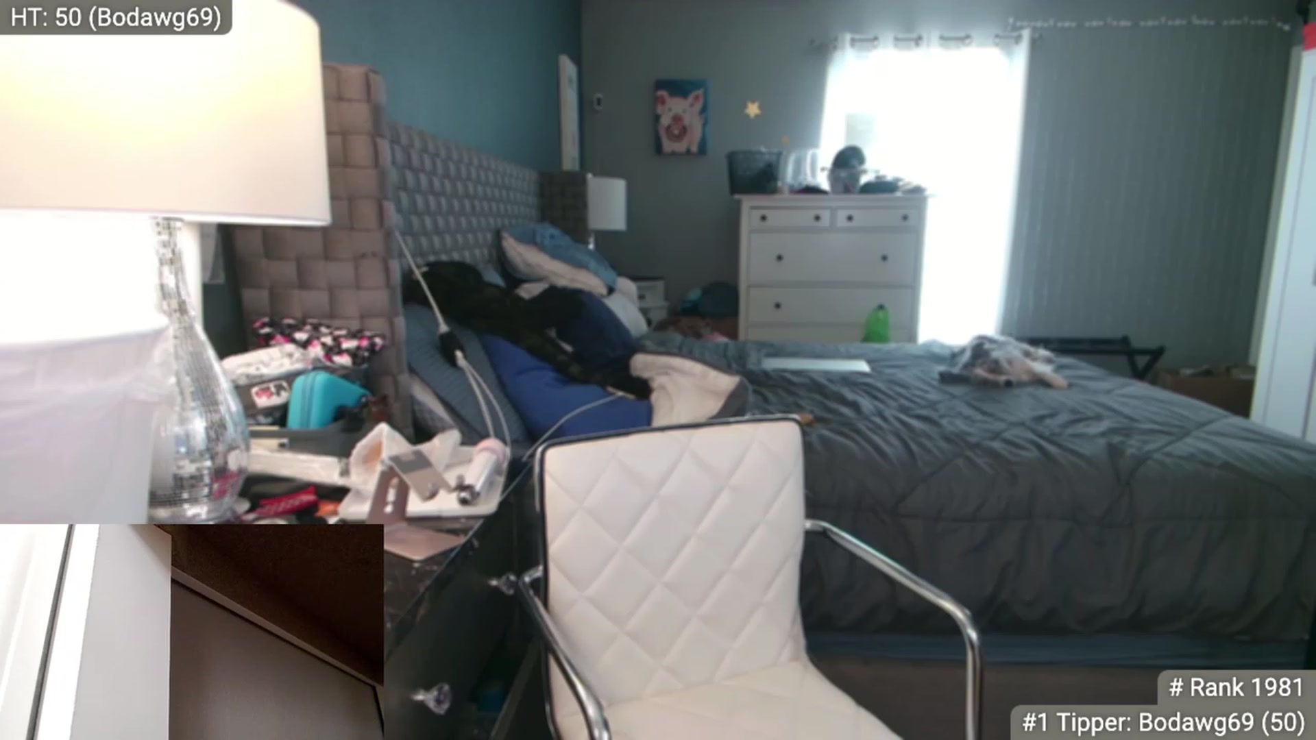 Gallery image thumbnail from Cinnabuns's myfreecams stream on, 10/18/2023, 20:28 image 17 of 20