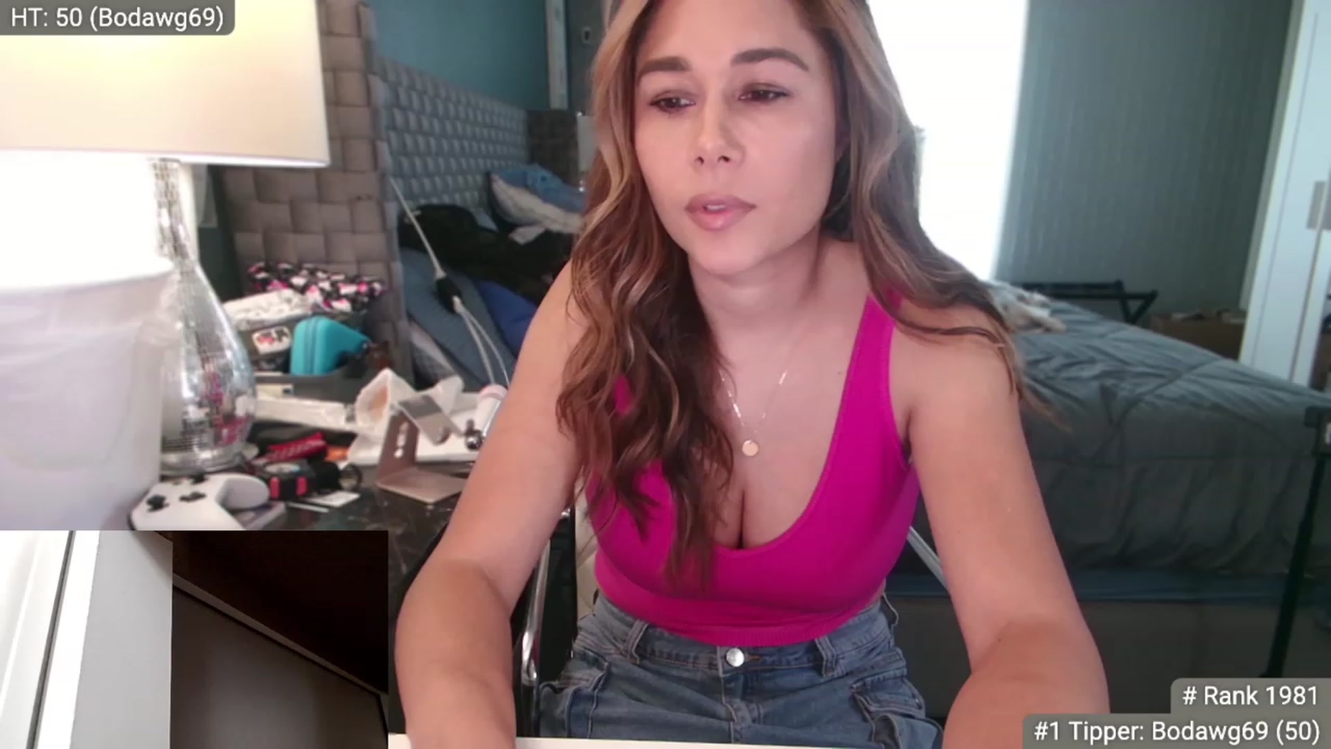 Gallery image thumbnail from Cinnabuns's myfreecams stream on, 10/18/2023, 20:28 image 20 of 20
