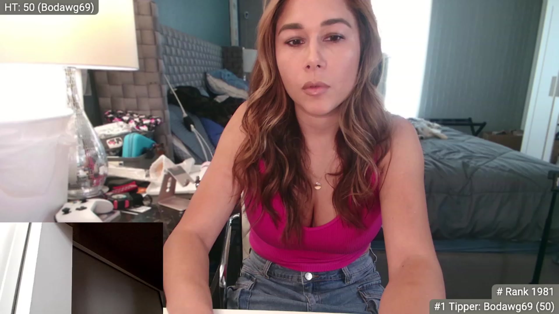 Gallery image thumbnail from Cinnabuns's myfreecams stream on, 10/18/2023, 20:28 image 19 of 20