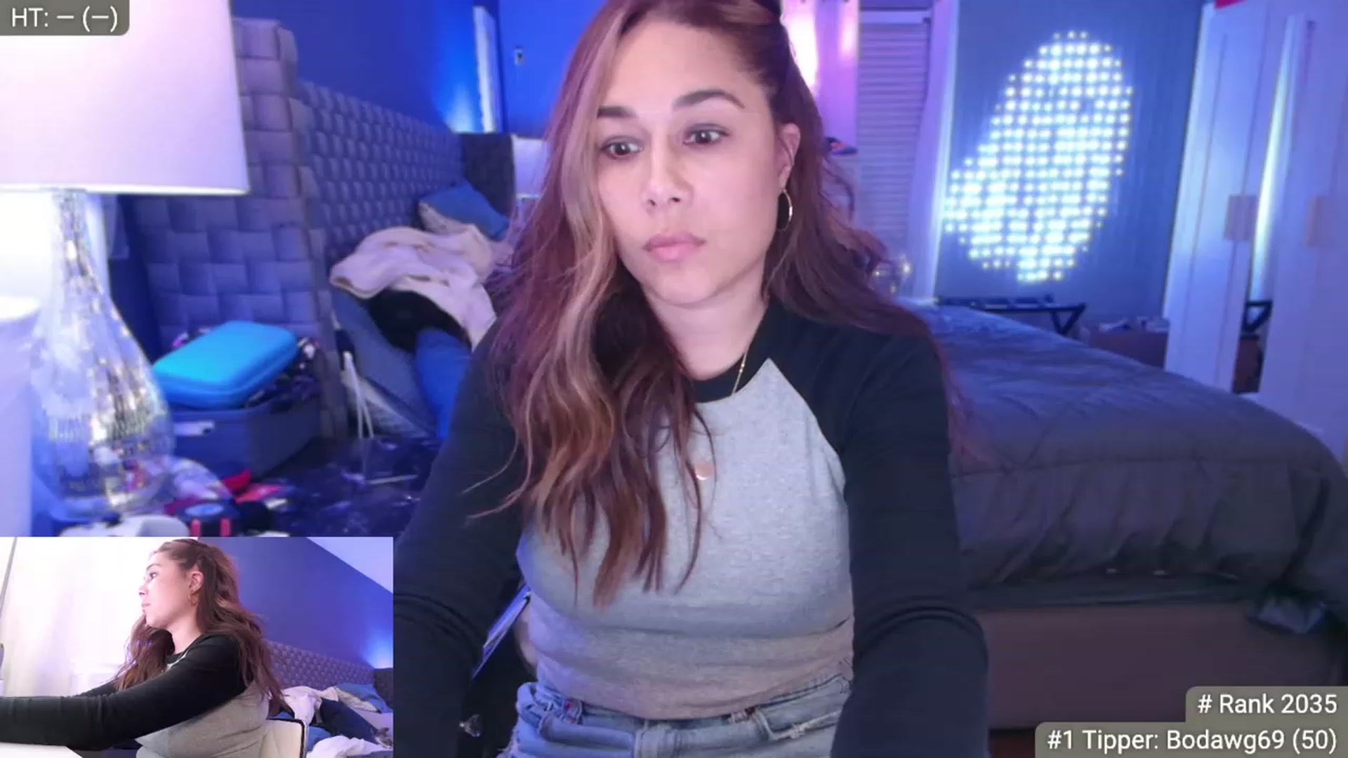 Gallery image thumbnail from Cinnabuns's myfreecams stream on, 10/19/2023, 06:49 image 2 of 20