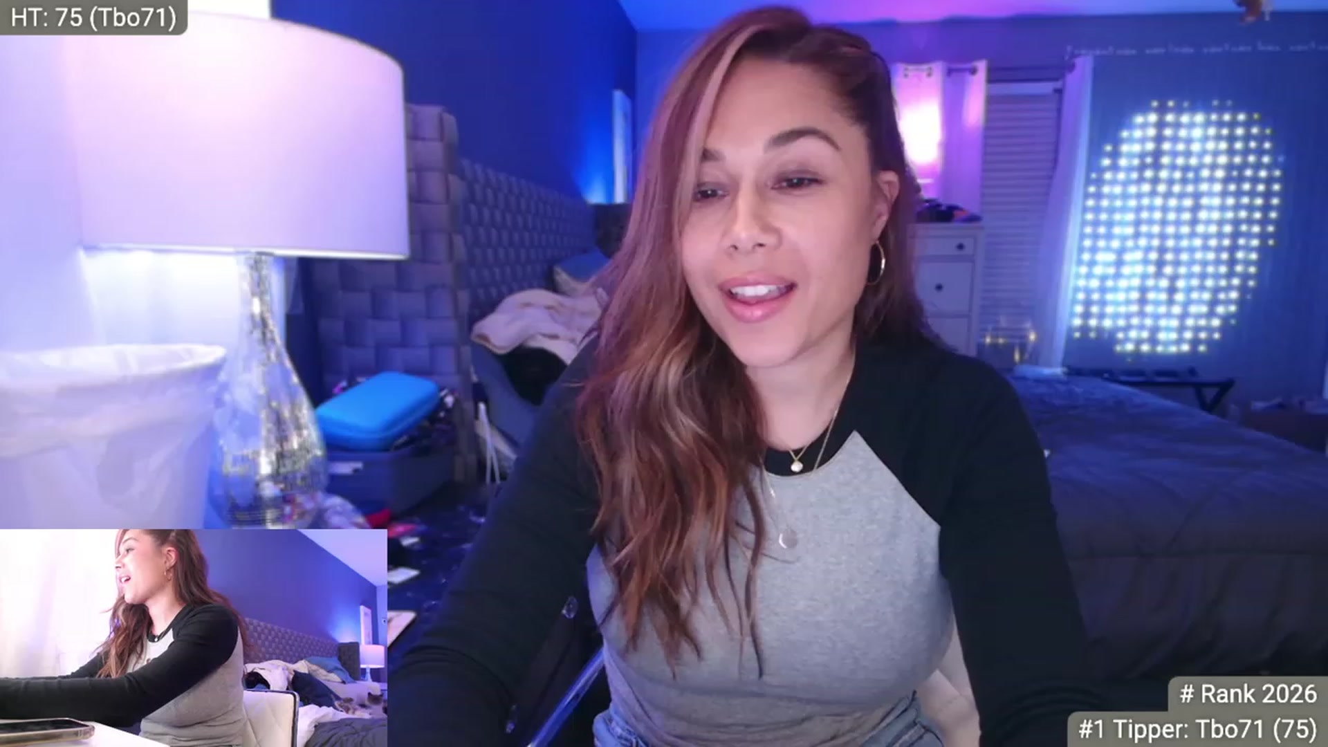 Gallery image thumbnail from Cinnabuns's myfreecams stream on, 10/19/2023, 06:49 image 17 of 20