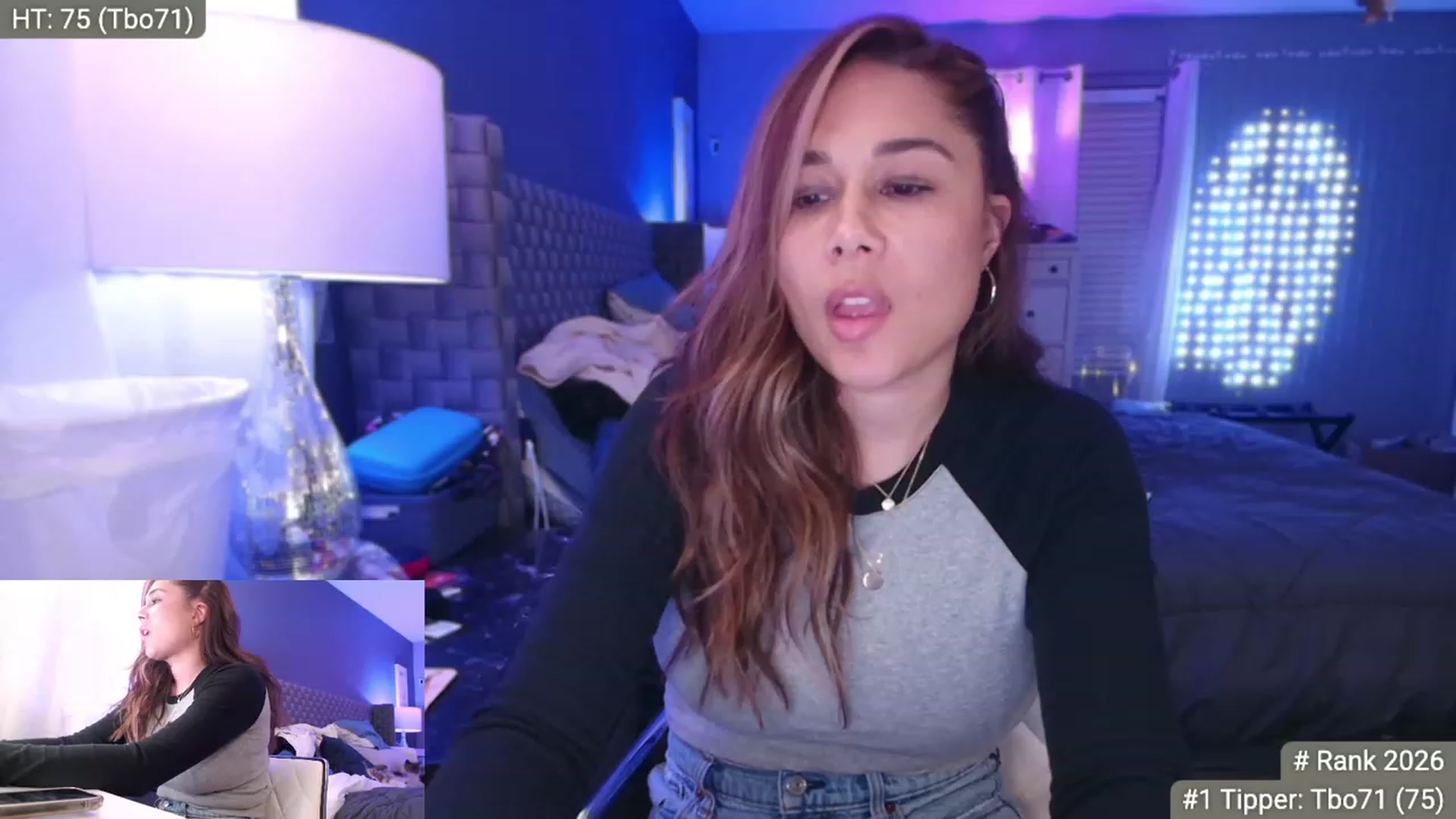 Gallery image thumbnail from Cinnabuns's myfreecams stream on, 10/19/2023, 06:49 image 16 of 20