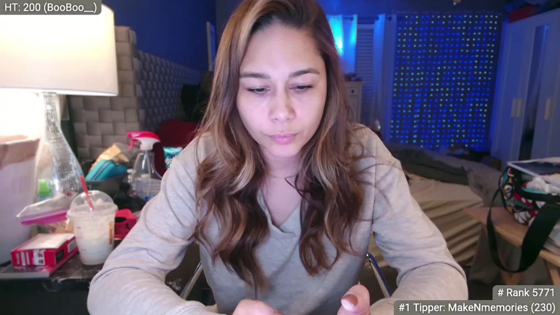 Gallery image thumbnail from Cinnabuns's myfreecams stream on, 11/18/2023, 01:28 image 15 of 20
