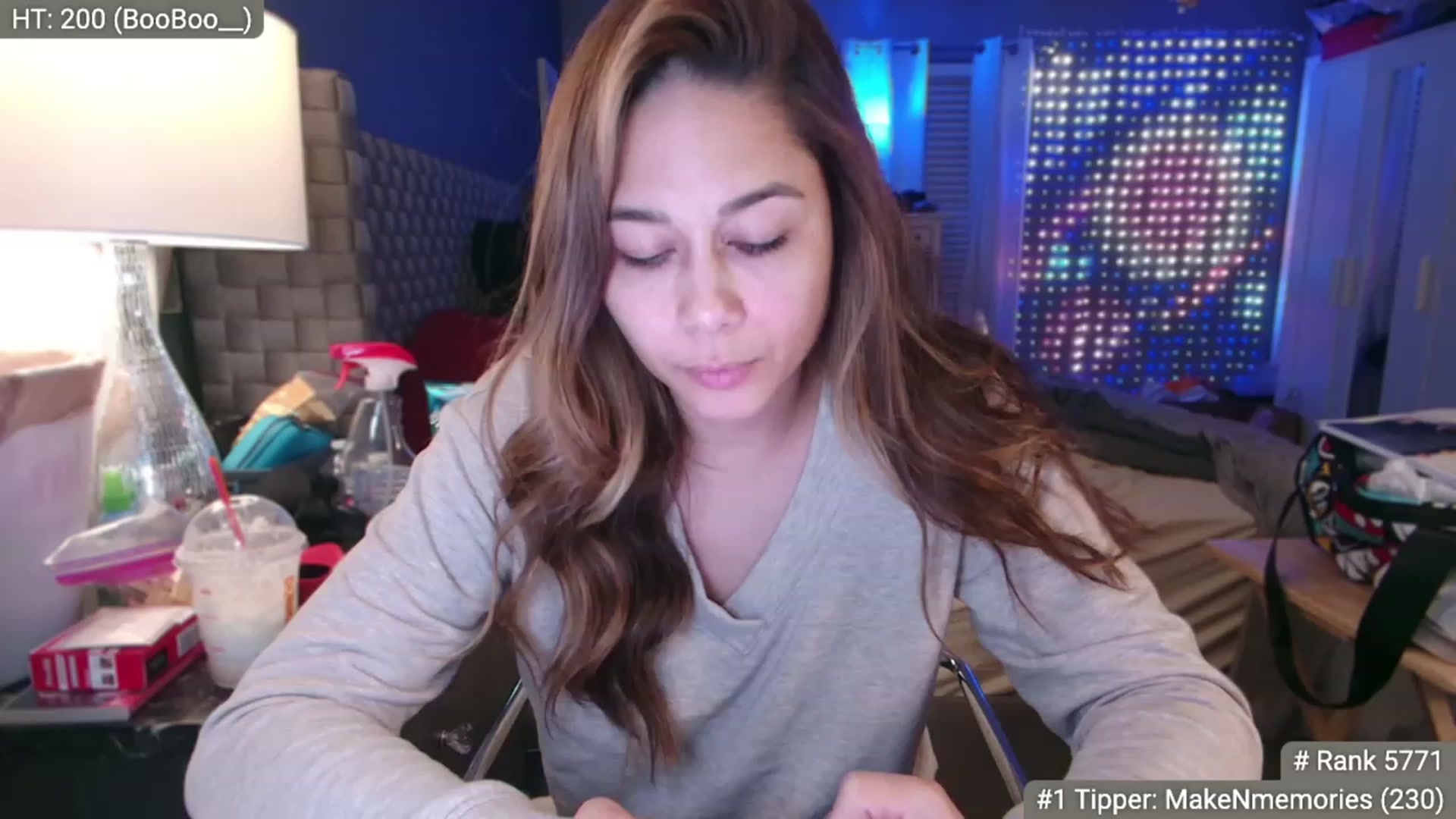 Gallery image thumbnail from Cinnabuns's myfreecams stream on, 11/18/2023, 01:28 image 18 of 20