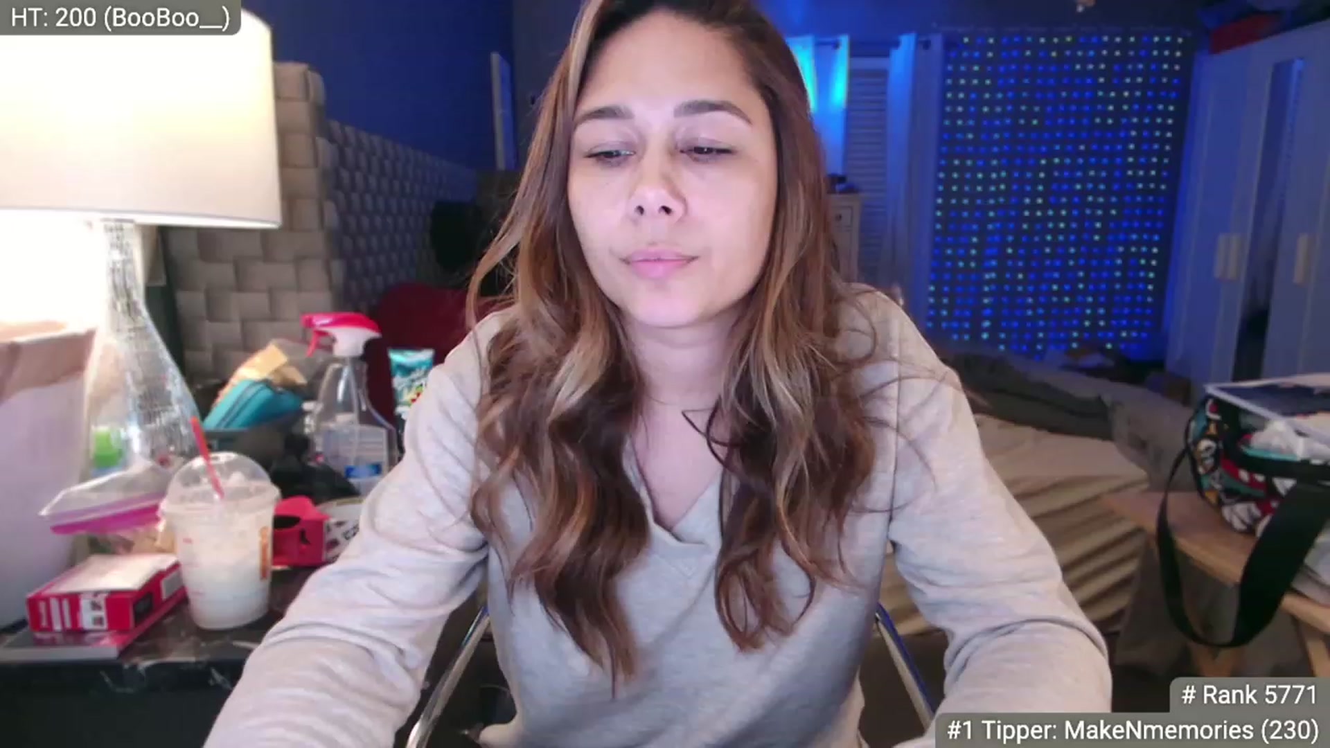 Gallery image thumbnail from Cinnabuns's myfreecams stream on, 11/18/2023, 01:28 image 14 of 20