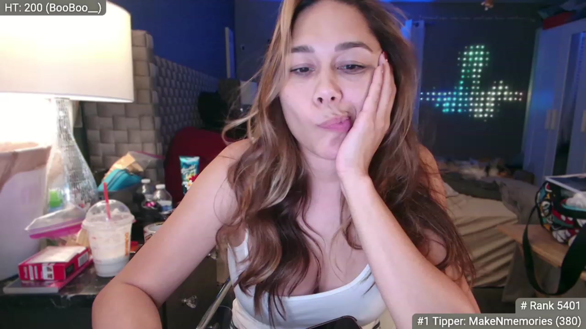 Gallery image thumbnail from Cinnabuns's myfreecams stream on, 11/18/2023, 02:59 image 7 of 20