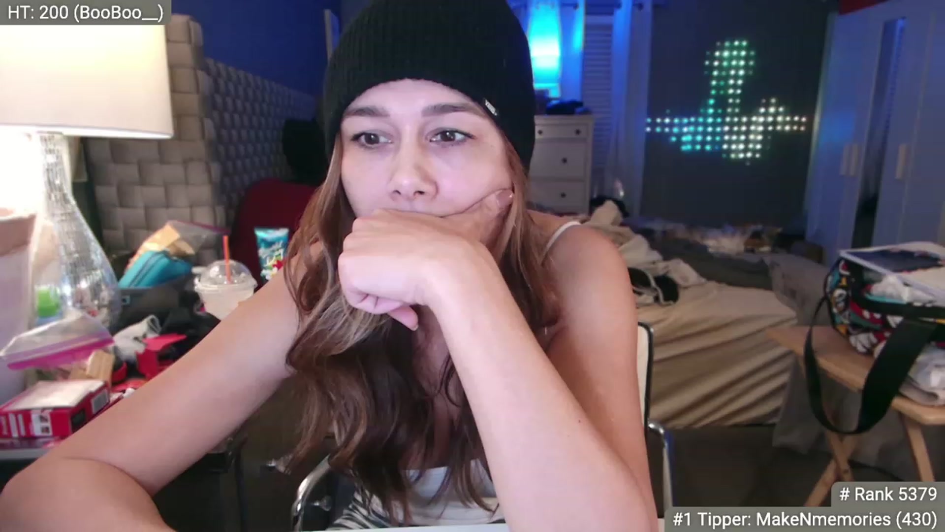 Gallery image thumbnail from Cinnabuns's myfreecams stream on, 11/18/2023, 02:59 image 10 of 20