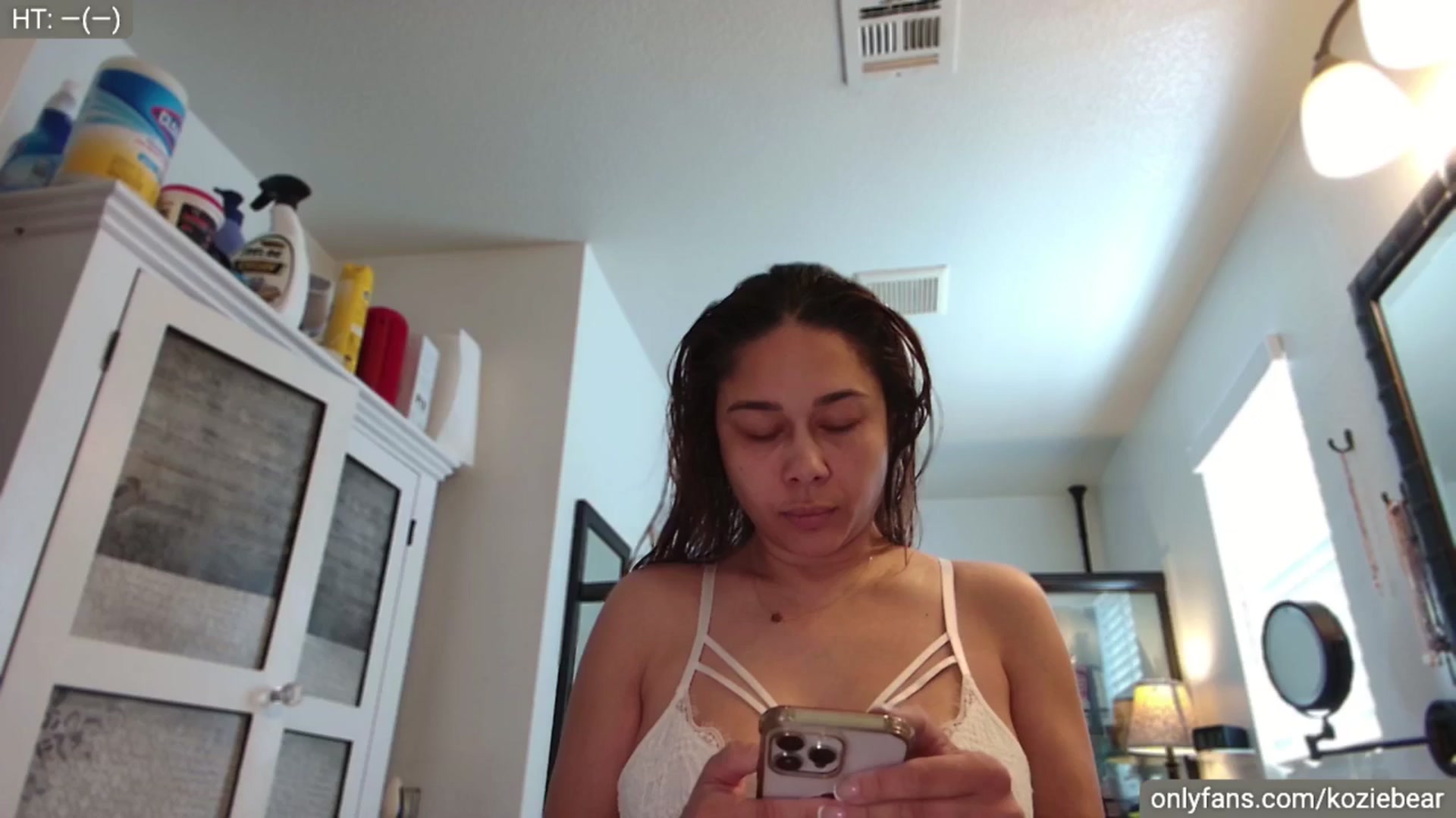 Gallery image thumbnail from Cinnabuns's myfreecams stream on, 05/09/2024, 16:28 image 12 of 20