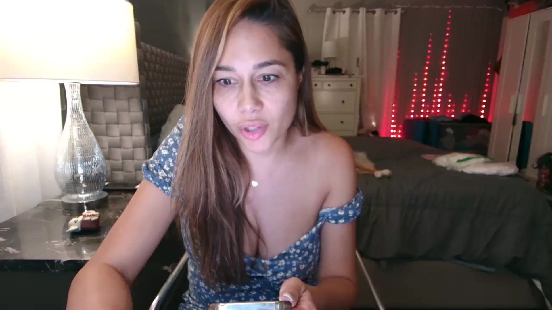 Gallery image thumbnail from Cinnabuns's myfreecams stream on, 07/03/2024, 06:28 image 1 of 20