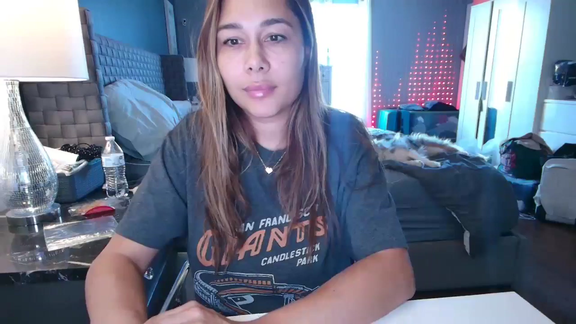 Gallery image thumbnail from Cinnabuns's myfreecams stream on, 07/04/2024, 24:01 image 6 of 20