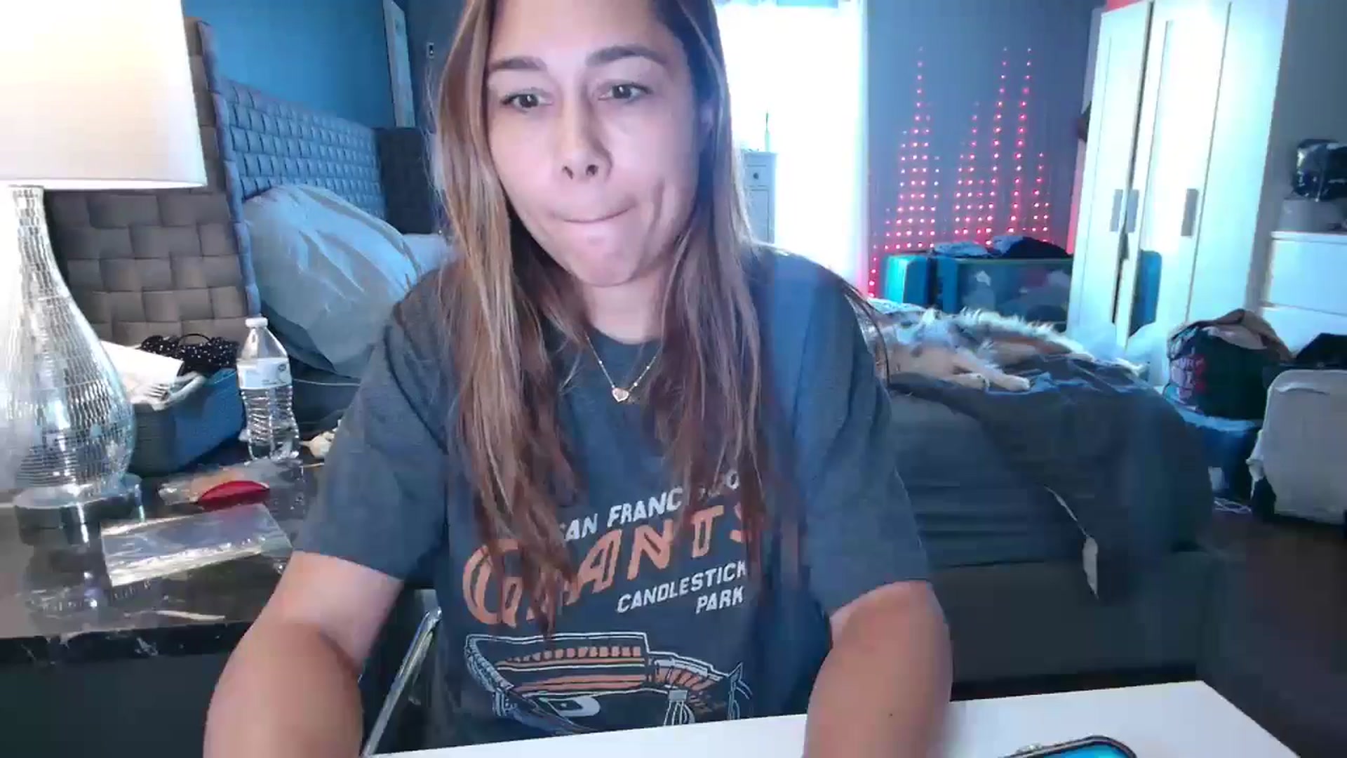Gallery image thumbnail from Cinnabuns's myfreecams stream on, 07/04/2024, 24:01 image 3 of 20