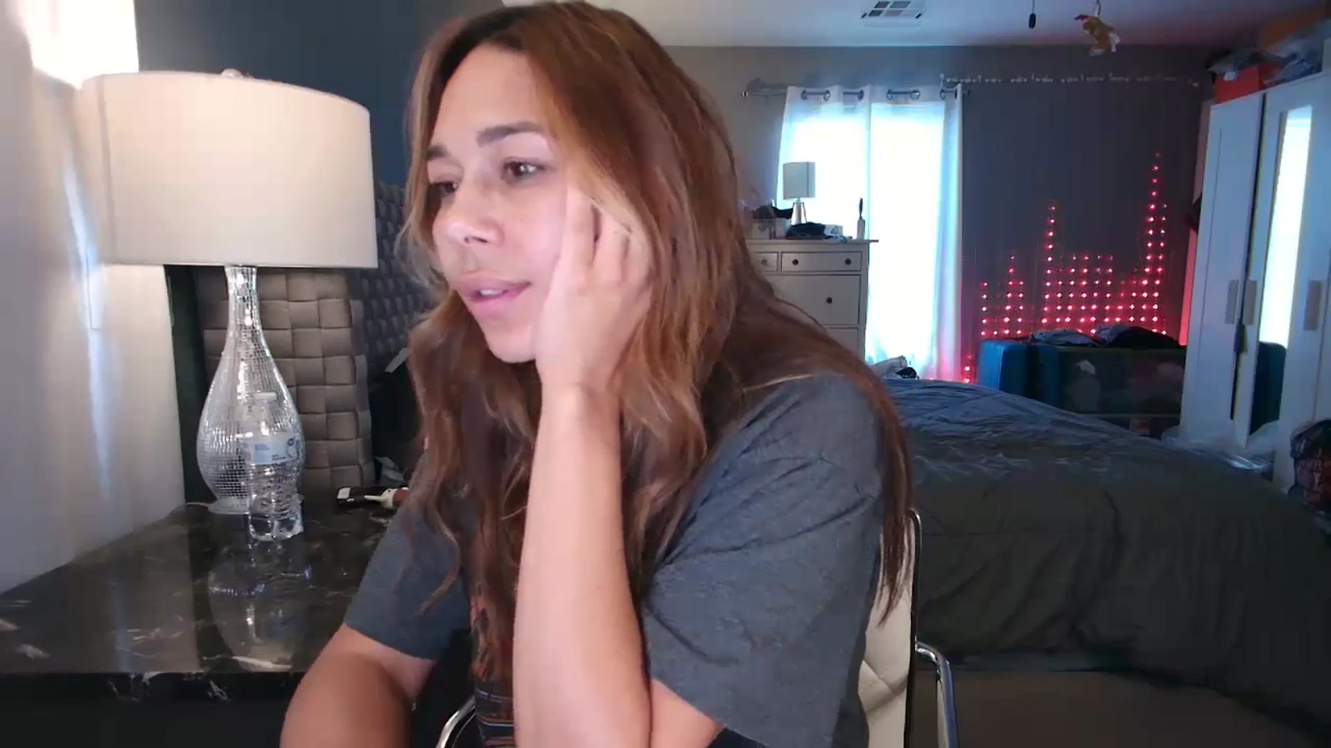 Gallery image thumbnail from Cinnabuns's myfreecams stream on, 07/04/2024, 01:47 image 10 of 20