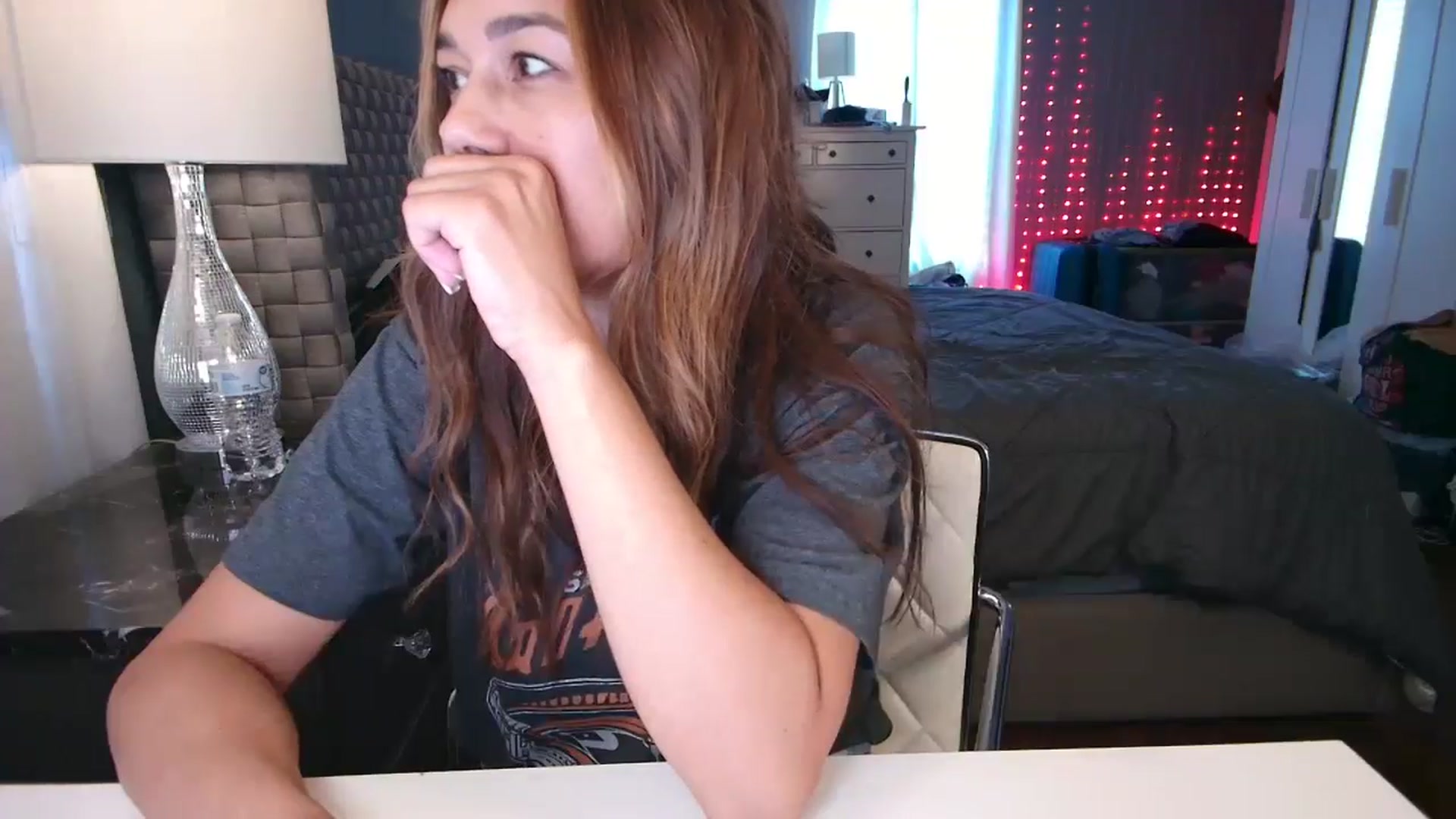 Gallery image thumbnail from Cinnabuns's myfreecams stream on, 07/04/2024, 01:47 image 15 of 20