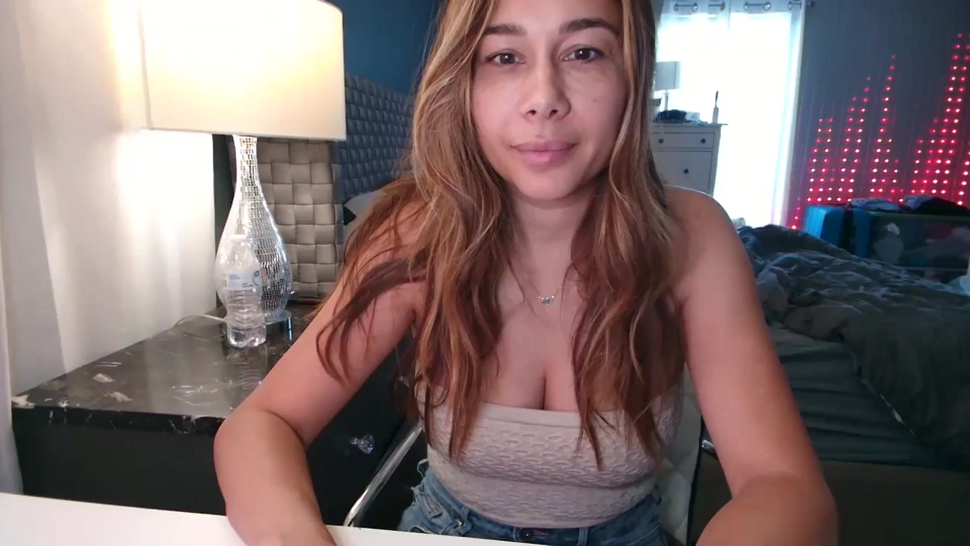 Gallery image thumbnail from Cinnabuns's myfreecams stream on, 07/04/2024, 18:14 image 1 of 20