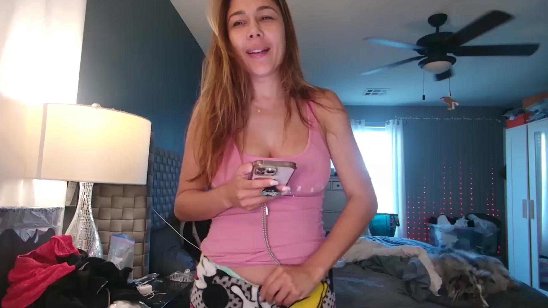 Gallery image thumbnail from Cinnabuns's myfreecams stream on, 07/25/2024, 02:29 image 1 of 20