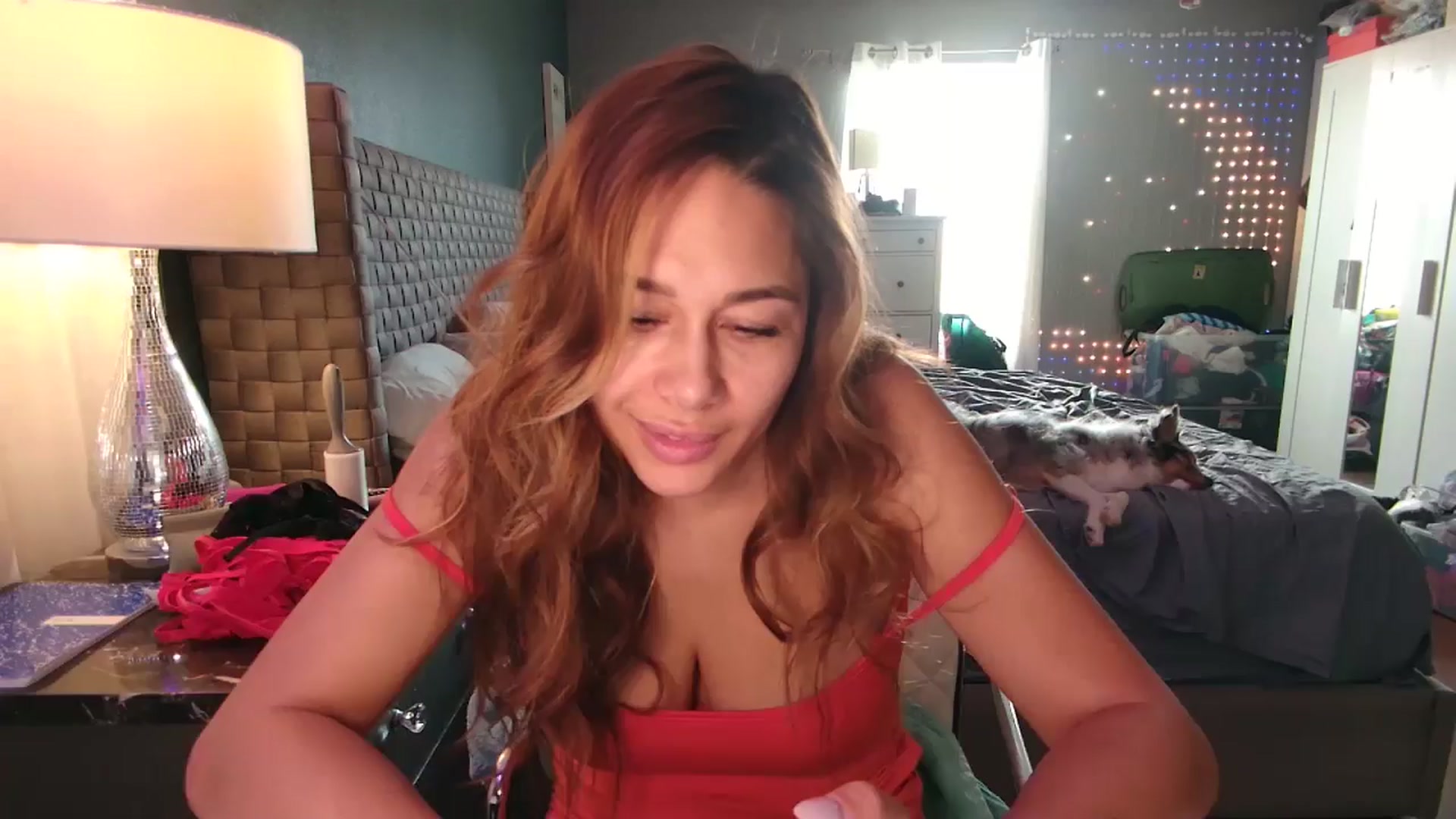 Gallery image thumbnail from Cinnabuns's myfreecams stream on, 08/08/2024, 24:44 image 1 of 20