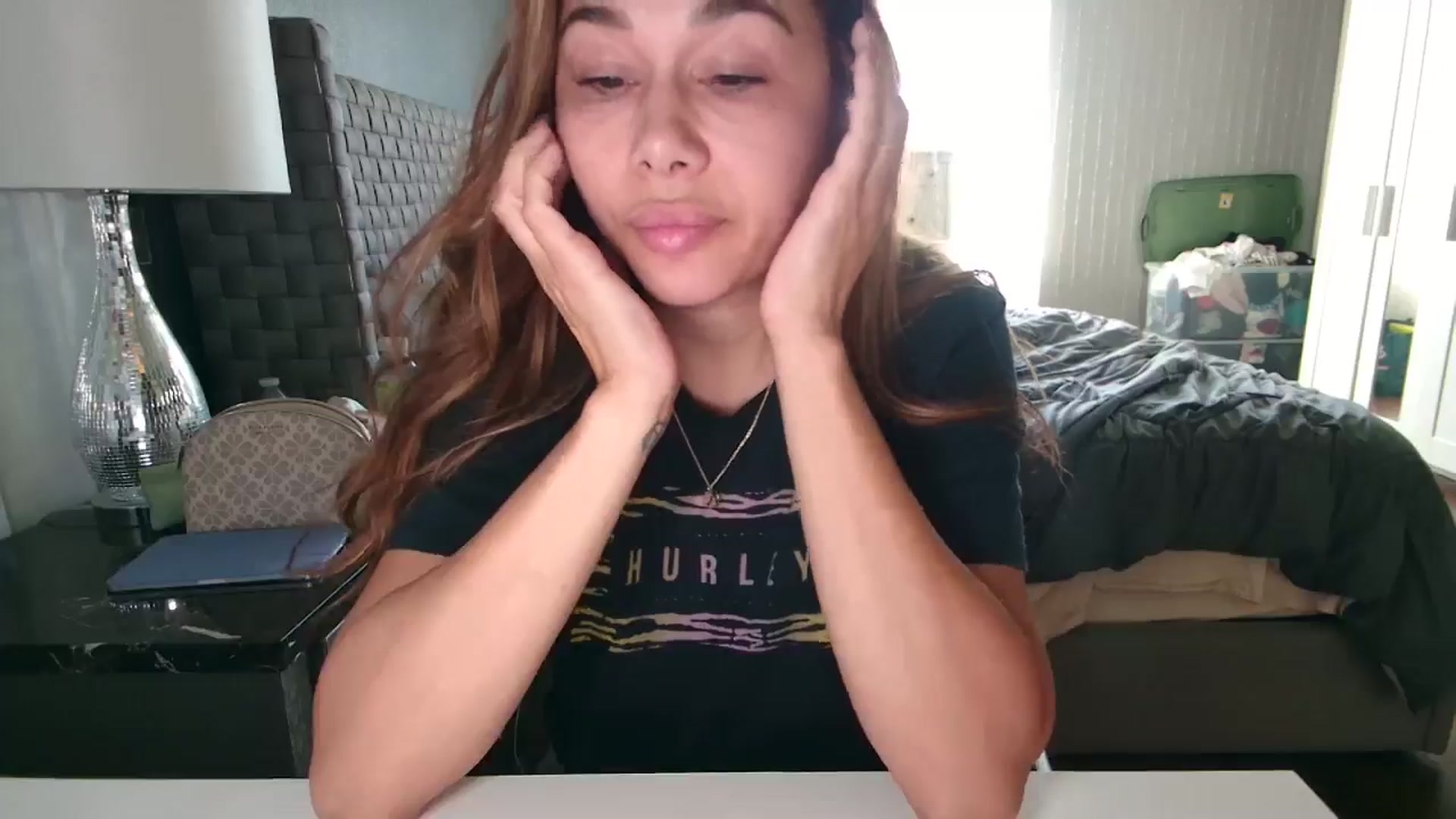 Gallery image thumbnail from Cinnabuns's myfreecams stream on, 08/18/2024, 20:19 image 15 of 20