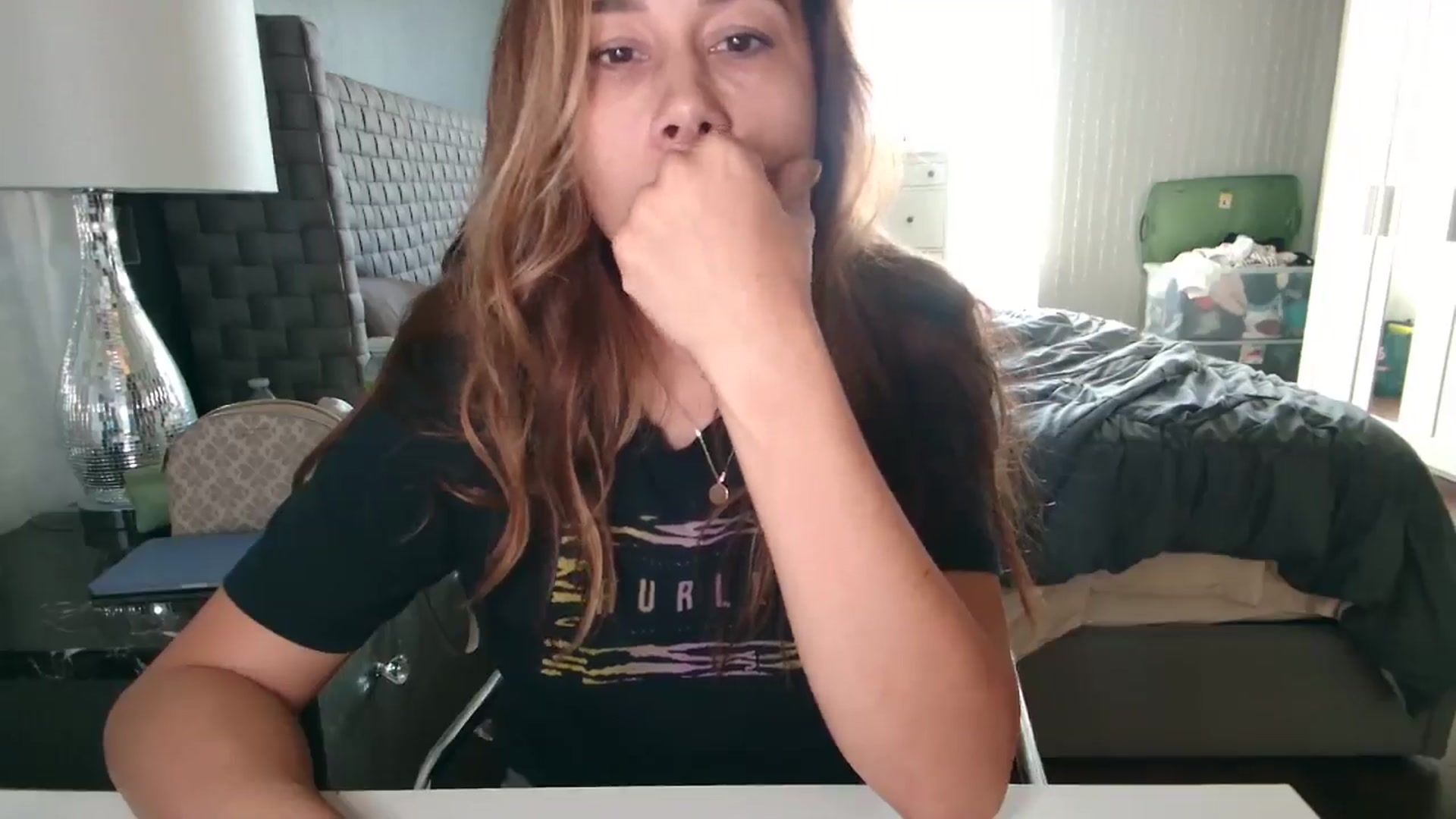Gallery image thumbnail from Cinnabuns's myfreecams stream on, 08/18/2024, 20:19 image 20 of 20