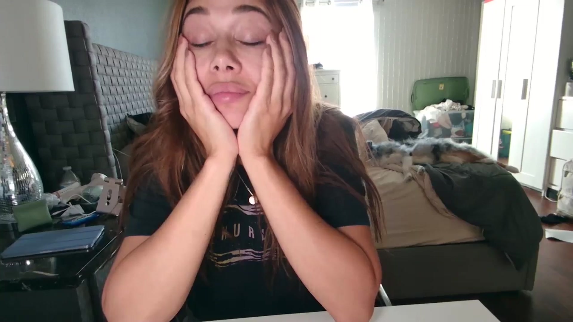 Gallery image thumbnail from Cinnabuns's myfreecams stream on, 08/18/2024, 20:19 image 6 of 20