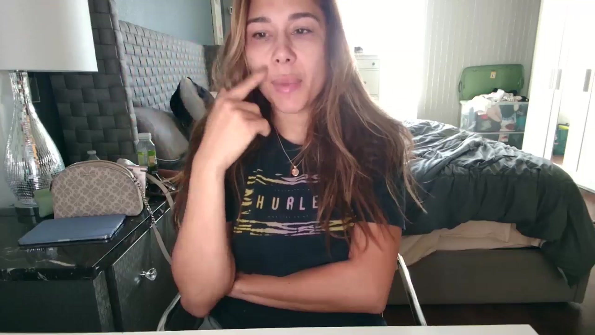 Gallery image thumbnail from Cinnabuns's myfreecams stream on, 08/18/2024, 20:39 image 20 of 20