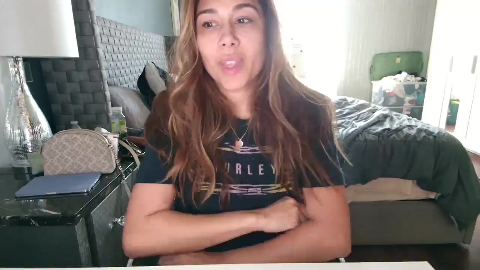 Gallery image thumbnail from Cinnabuns's myfreecams stream on, 08/18/2024, 20:39 image 19 of 20