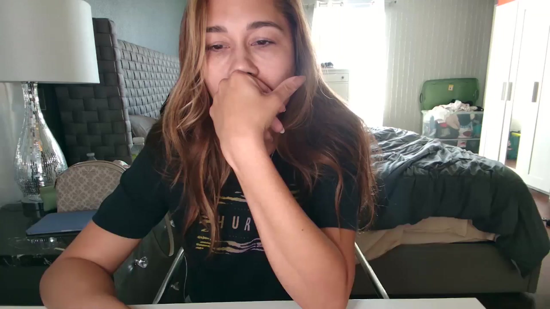 Gallery image thumbnail from Cinnabuns's myfreecams stream on, 08/18/2024, 20:39 image 8 of 20