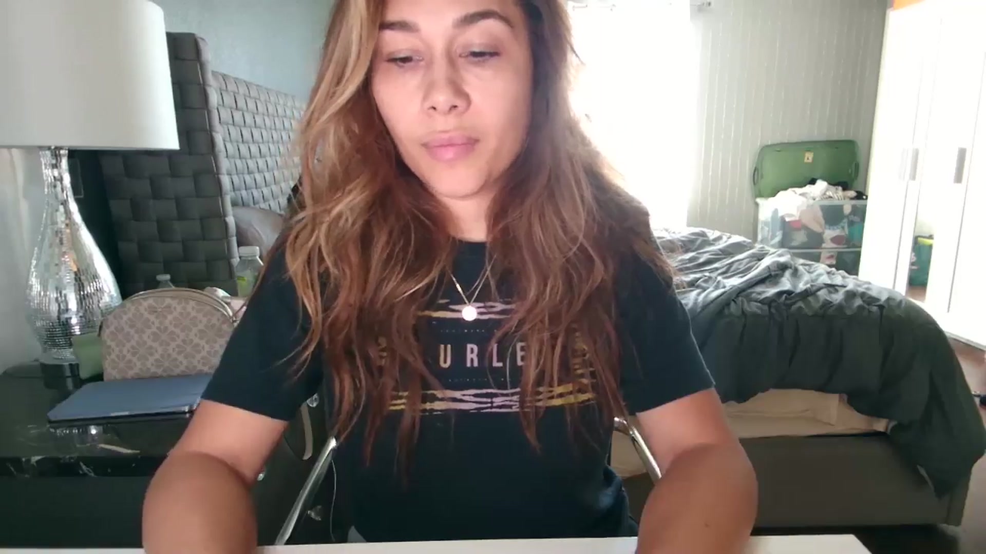 Gallery image thumbnail from Cinnabuns's myfreecams stream on, 08/18/2024, 20:39 image 15 of 20