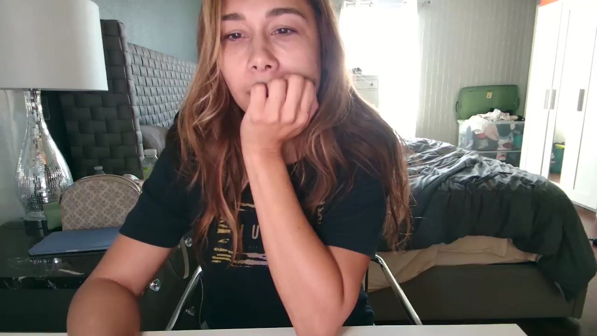 Gallery image thumbnail from Cinnabuns's myfreecams stream on, 08/18/2024, 20:39 image 5 of 20