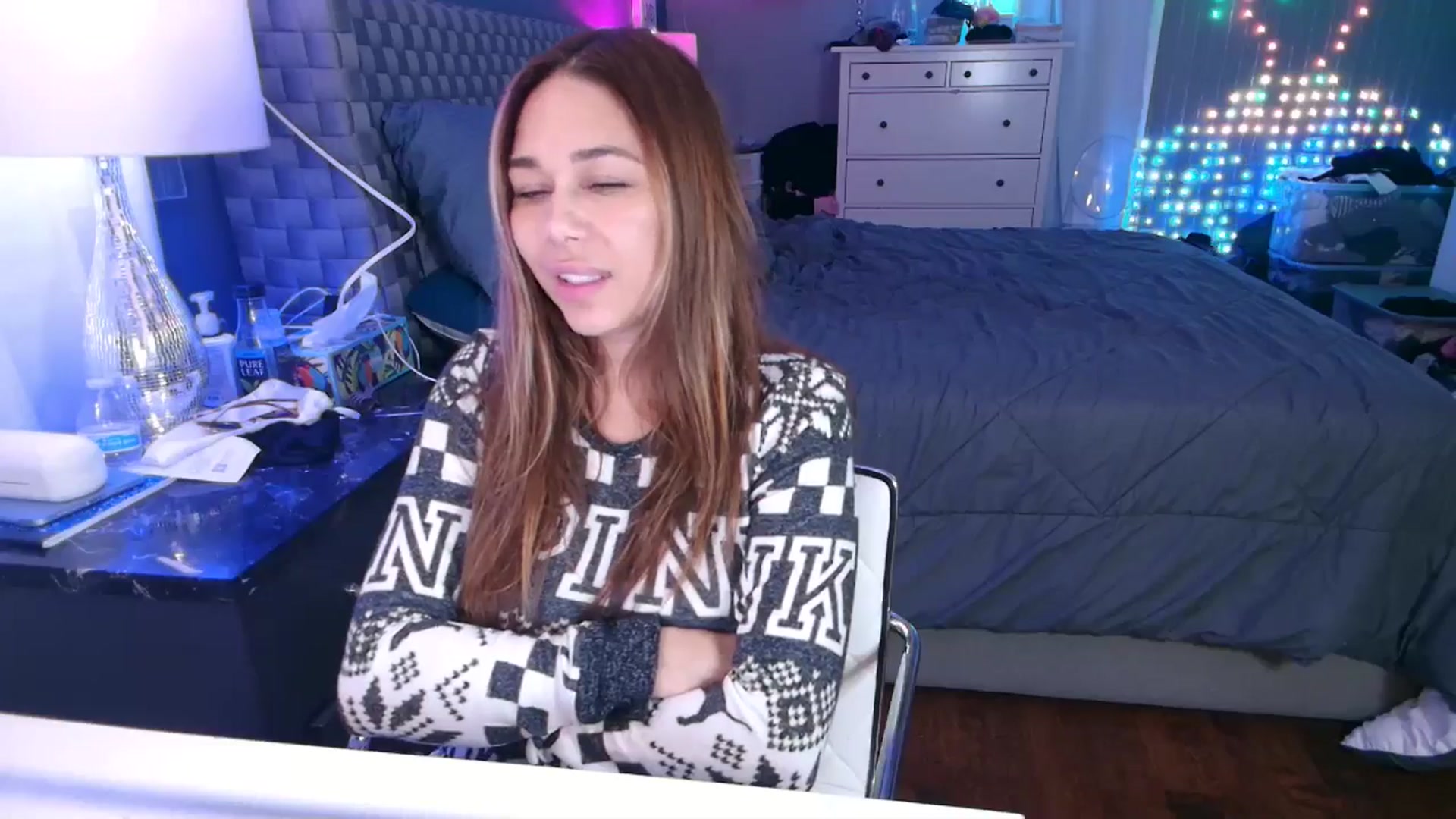 Gallery image thumbnail from Cinnabuns's myfreecams stream on, 09/07/2024, 07:56 image 3 of 20