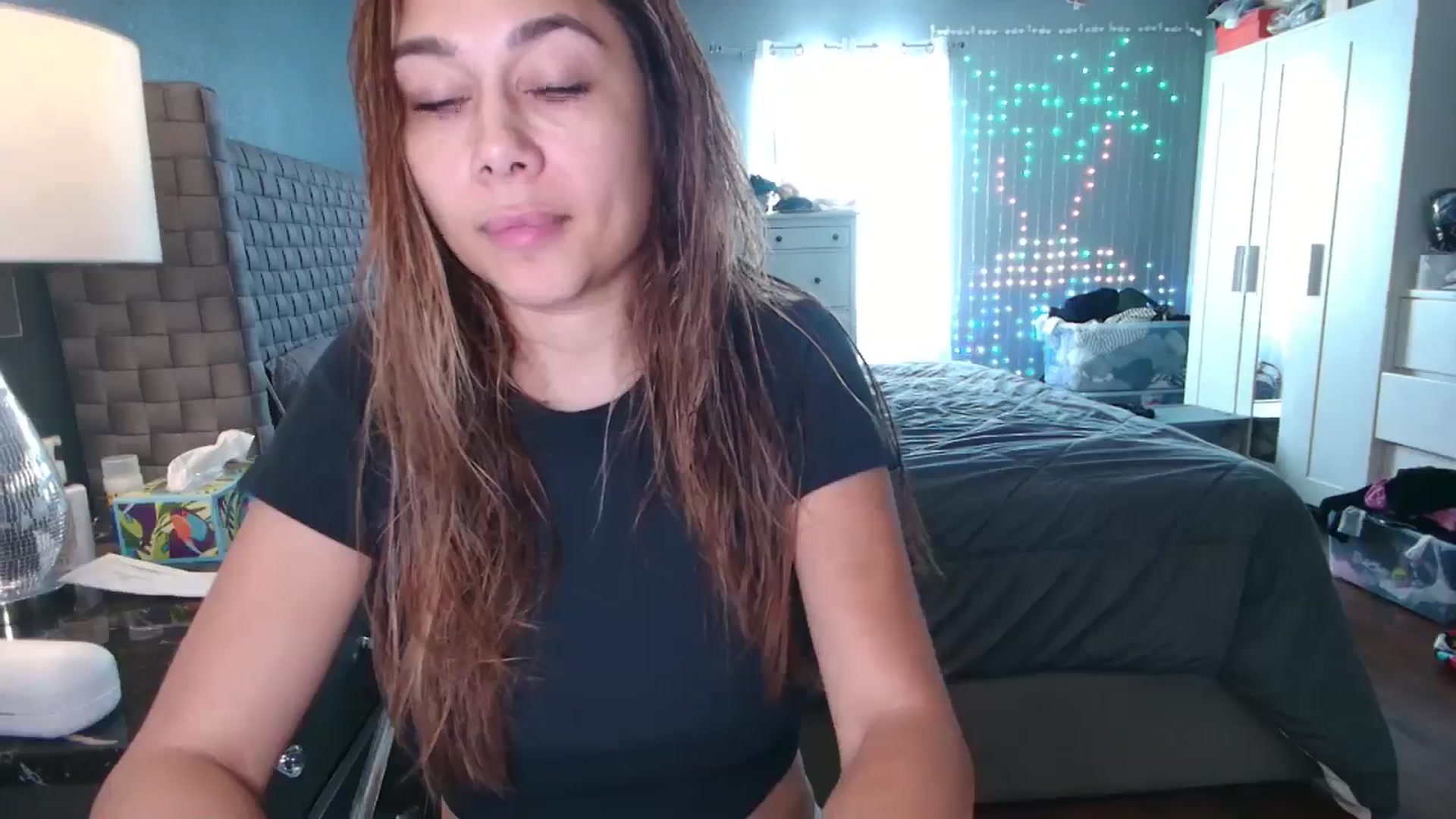 Gallery image thumbnail from Cinnabuns's myfreecams stream on, 09/08/2024, 20:32 image 7 of 20