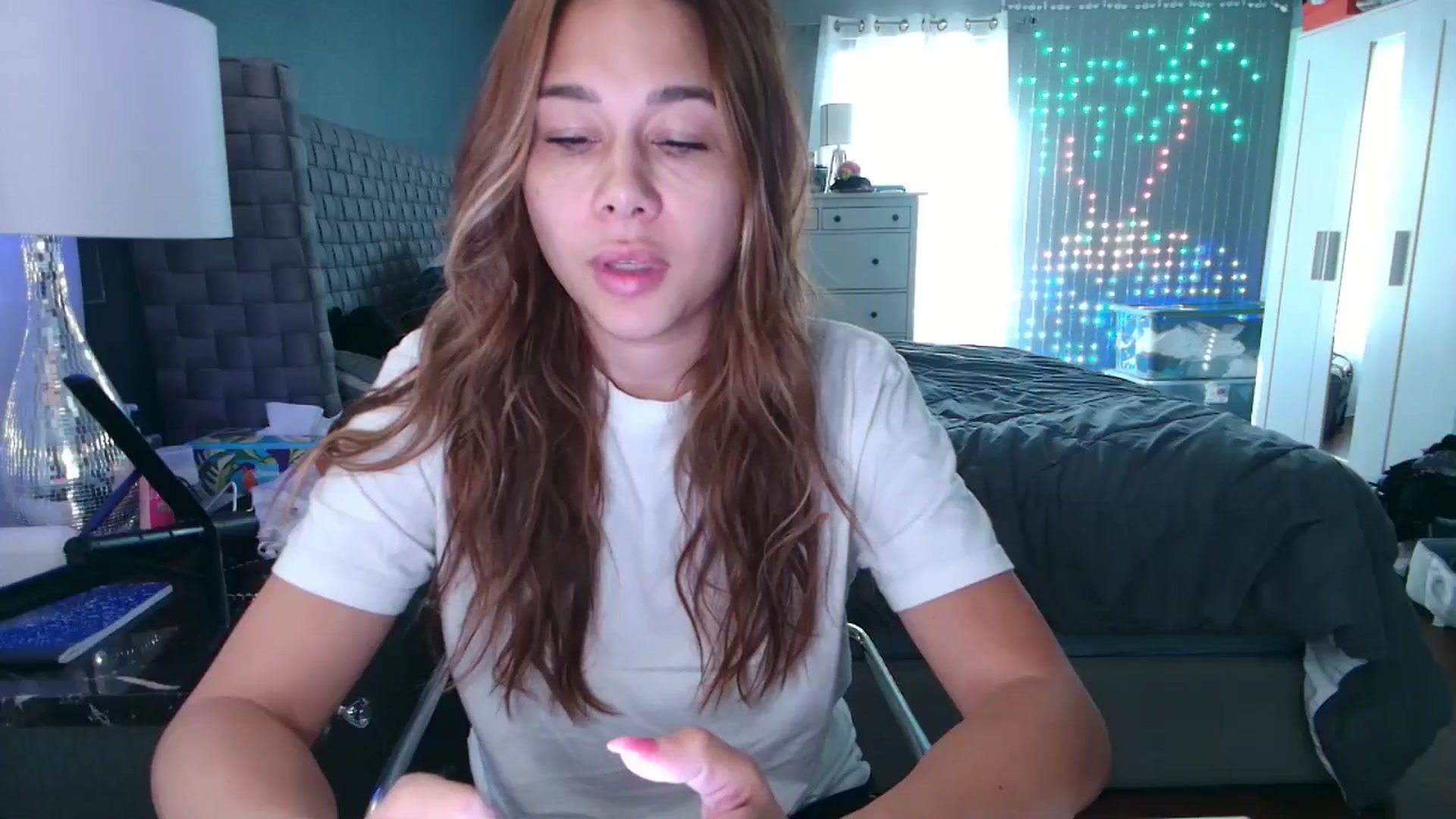 Gallery image thumbnail from Cinnabuns's myfreecams stream on, 09/21/2024, 17:00 image 19 of 20