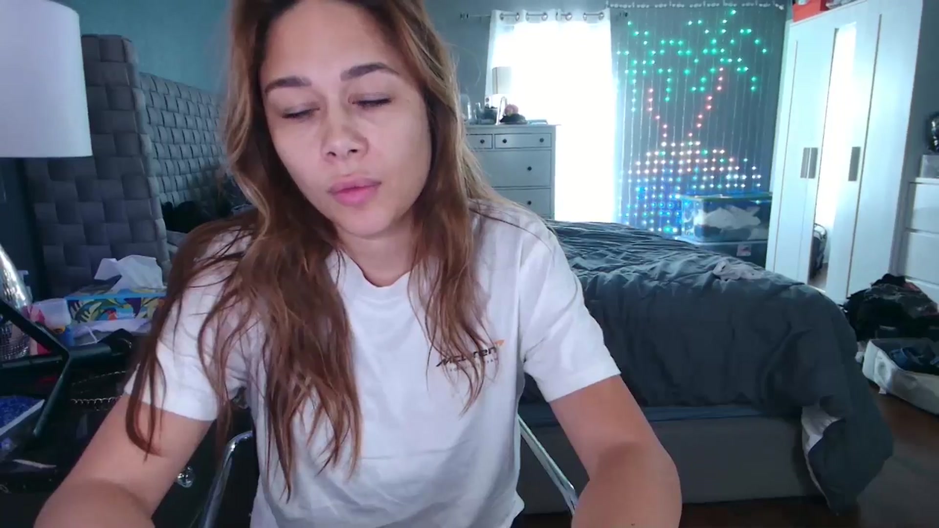 Gallery image thumbnail from Cinnabuns's myfreecams stream on, 09/21/2024, 18:56 image 4 of 20