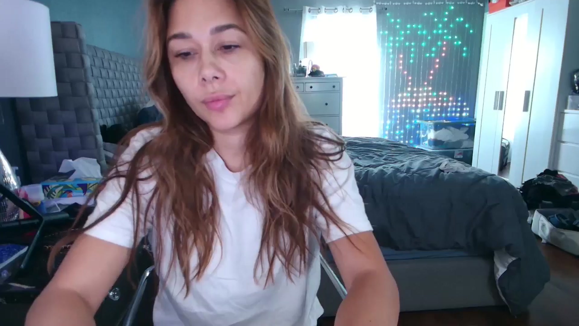 Gallery image thumbnail from Cinnabuns's myfreecams stream on, 09/21/2024, 18:56 image 11 of 20