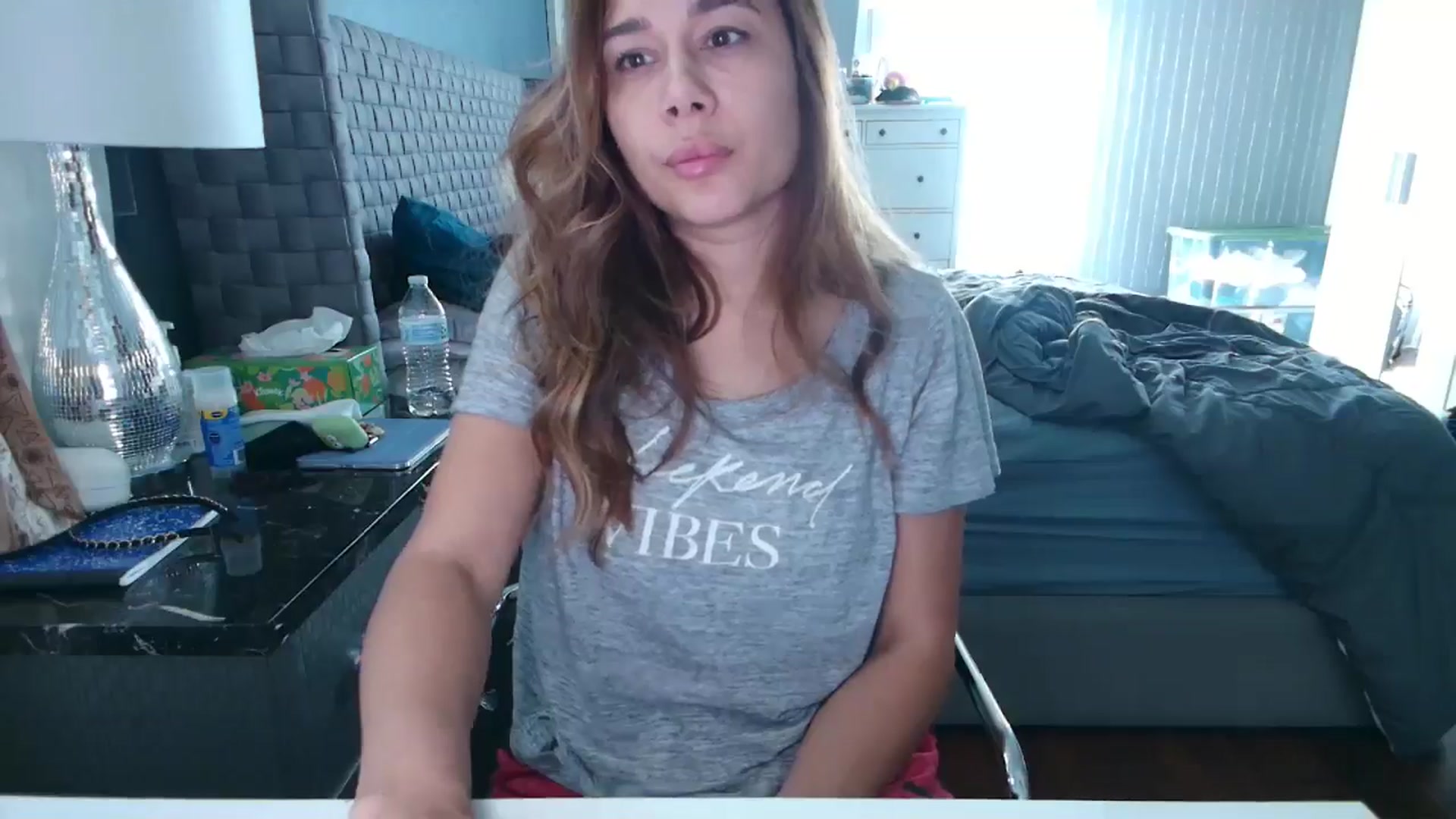 Gallery image thumbnail from Cinnabuns's myfreecams stream on, 09/25/2024, 17:13 image 14 of 20