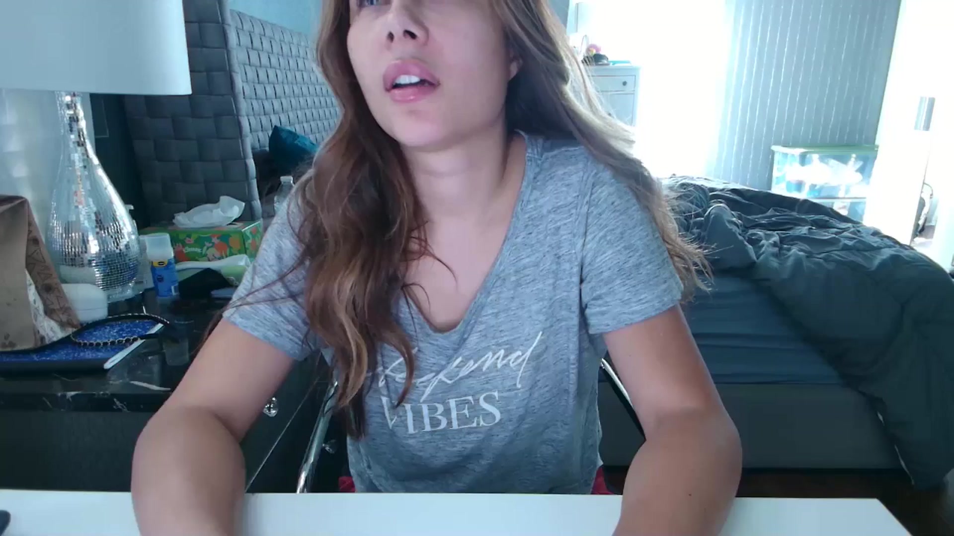 Gallery image thumbnail from Cinnabuns's myfreecams stream on, 09/25/2024, 17:13 image 9 of 20