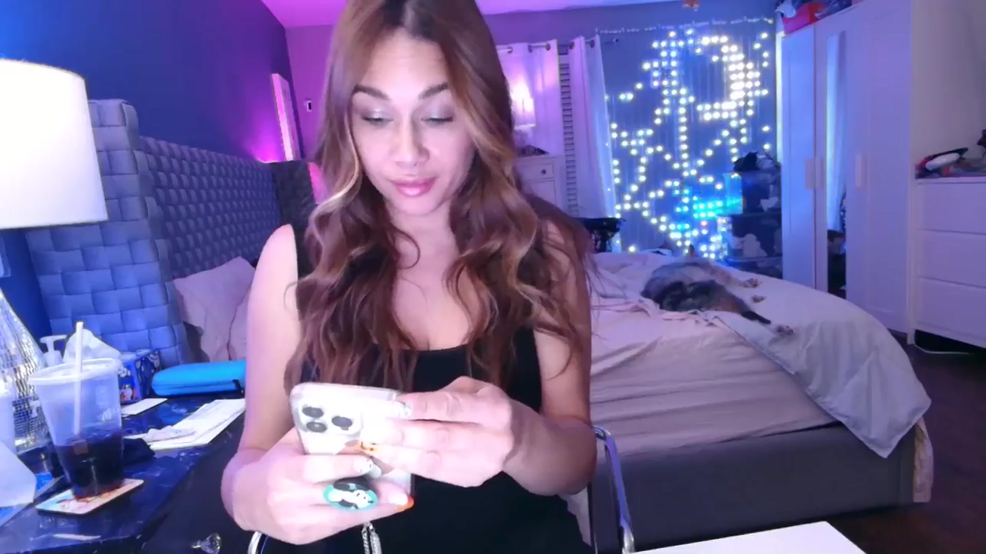 Gallery image thumbnail from Cinnabuns's myfreecams stream on, 10/20/2024, 03:12 image 3 of 20