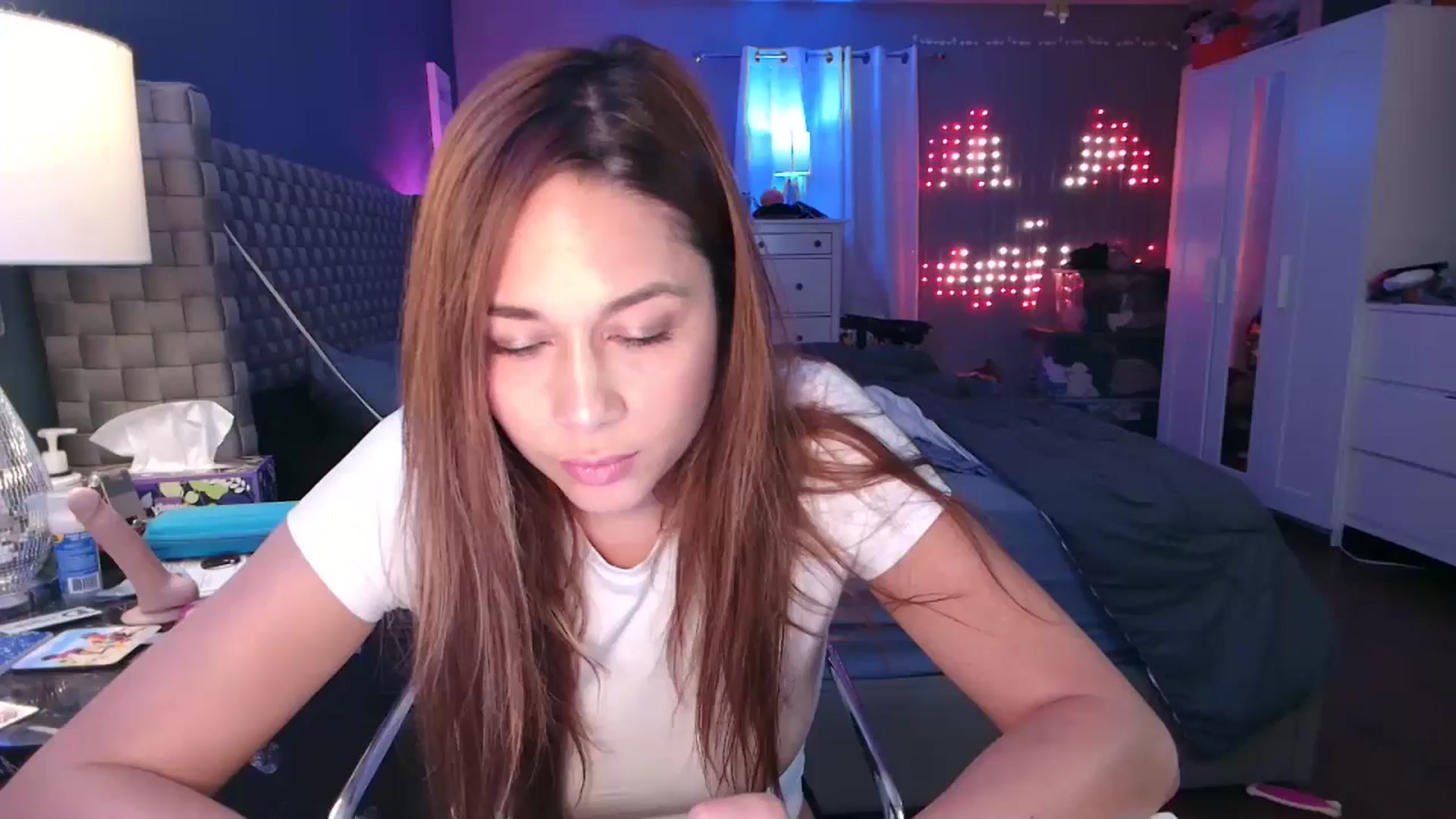 Gallery image thumbnail from Cinnabuns's myfreecams stream on, 10/23/2024, 03:59 image 4 of 20